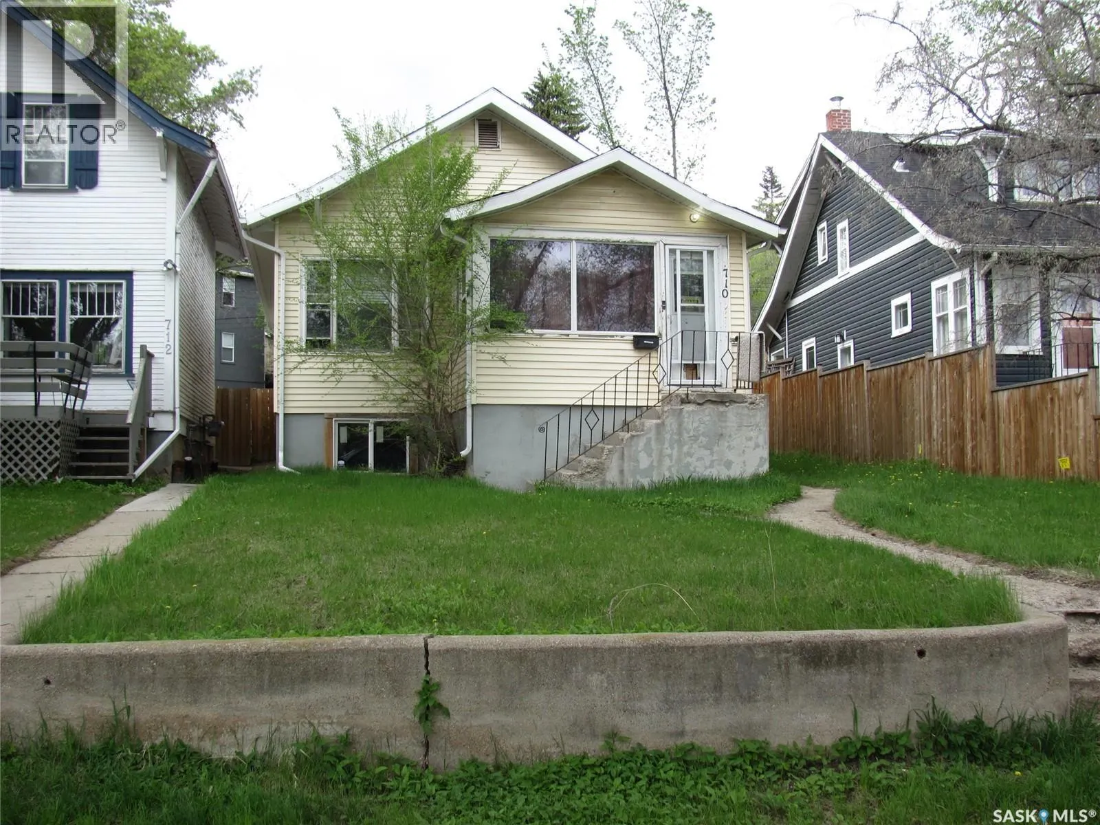 710 Walmer ROAD