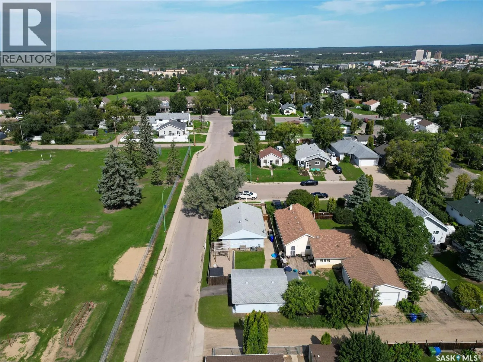 429 23rd STREET W