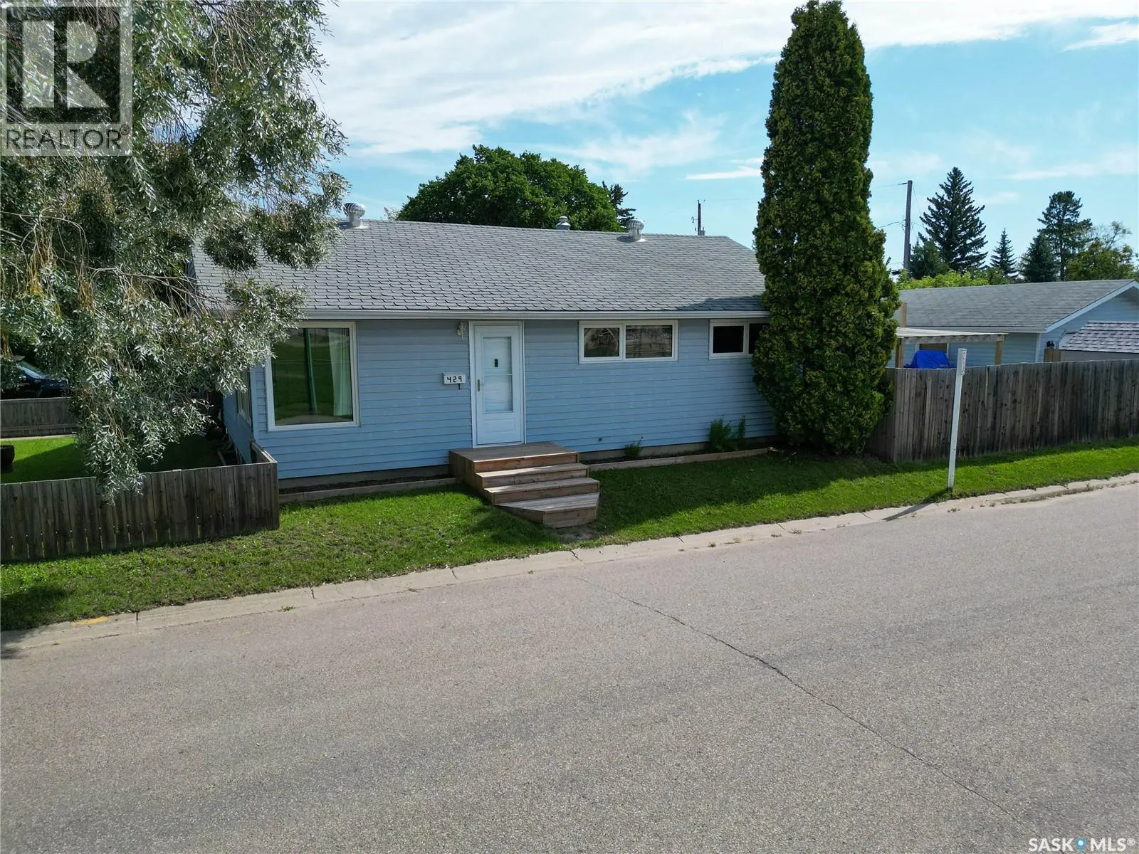 429 23rd STREET W