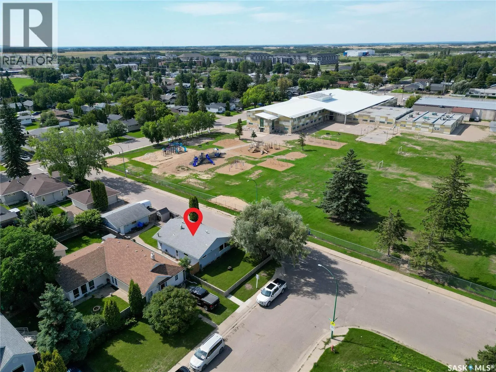 429 23rd STREET W