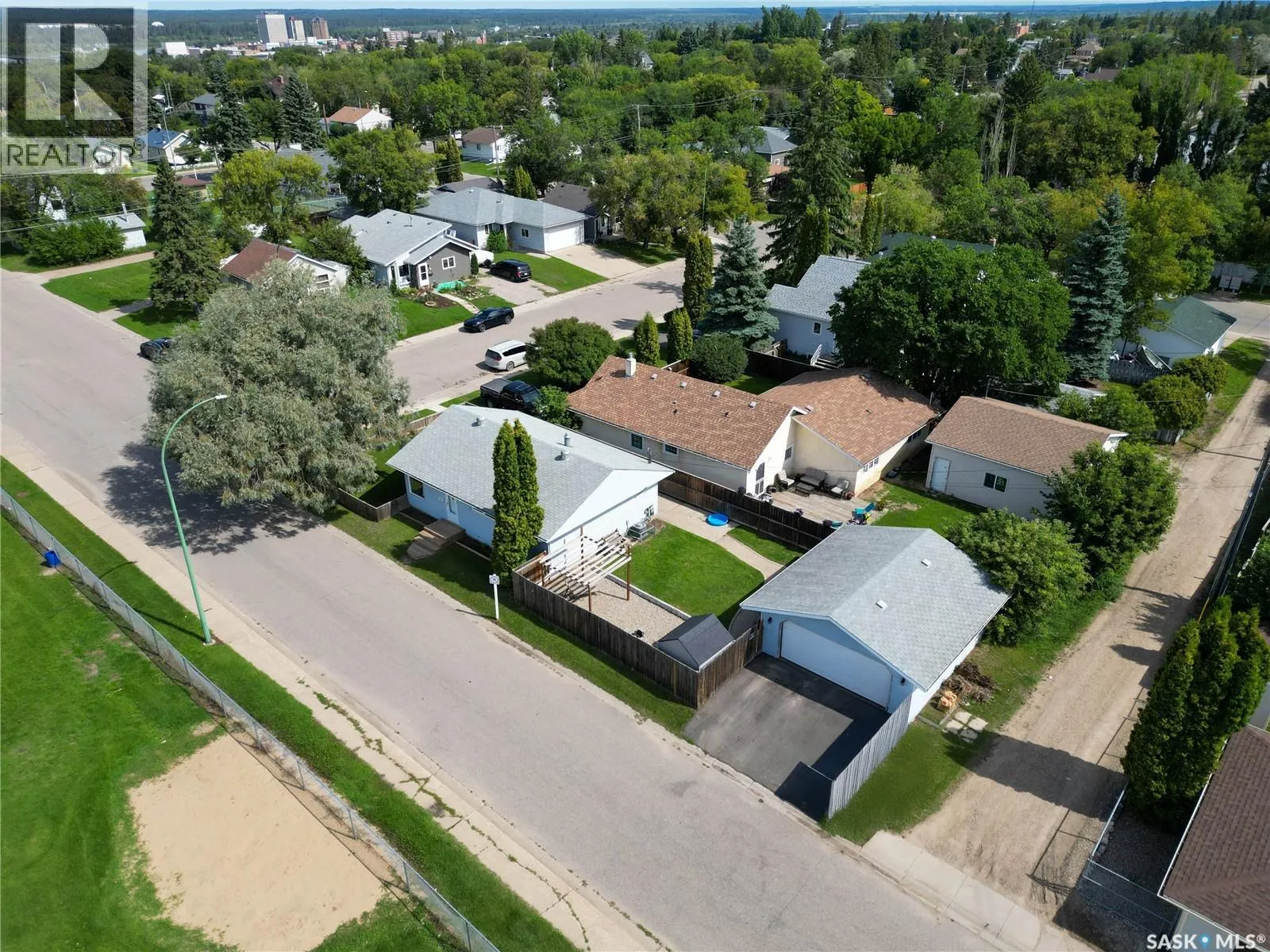 429 23rd STREET W