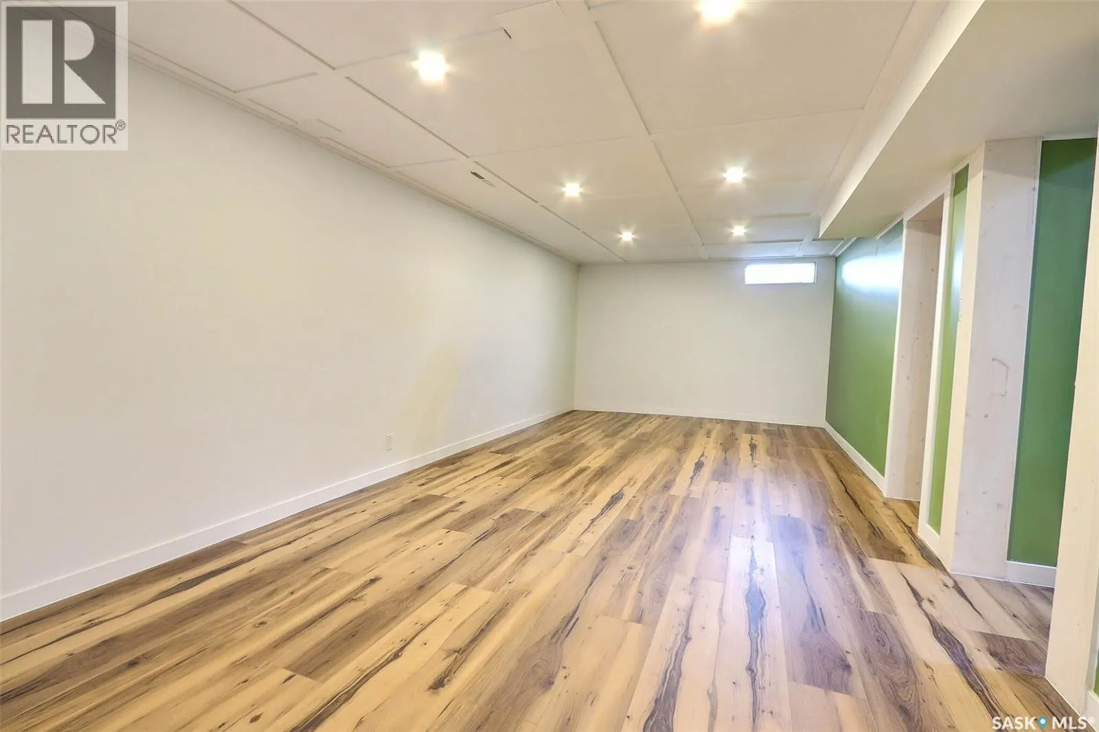 429 23rd STREET W