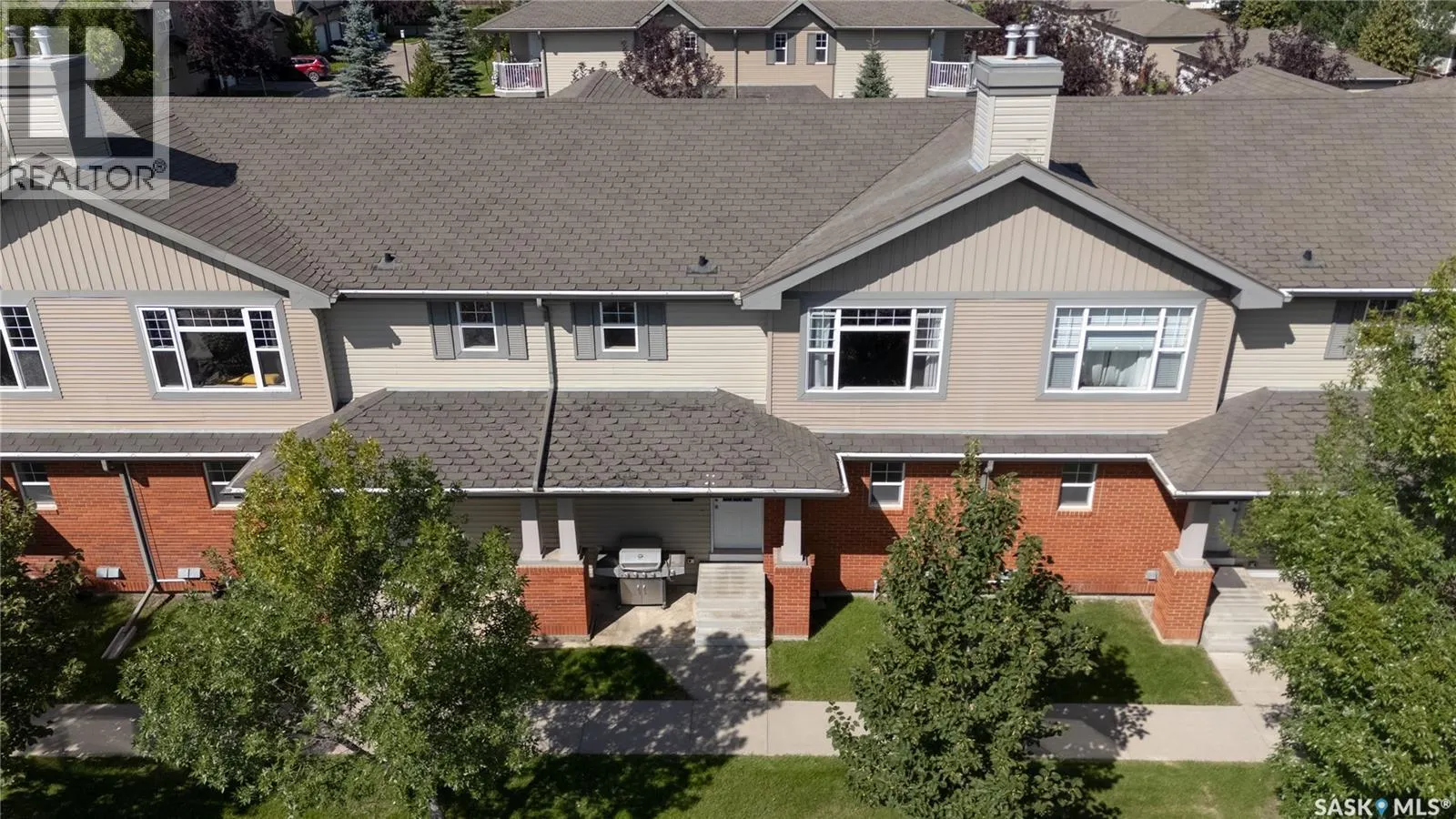 121 410 Stensrud ROAD