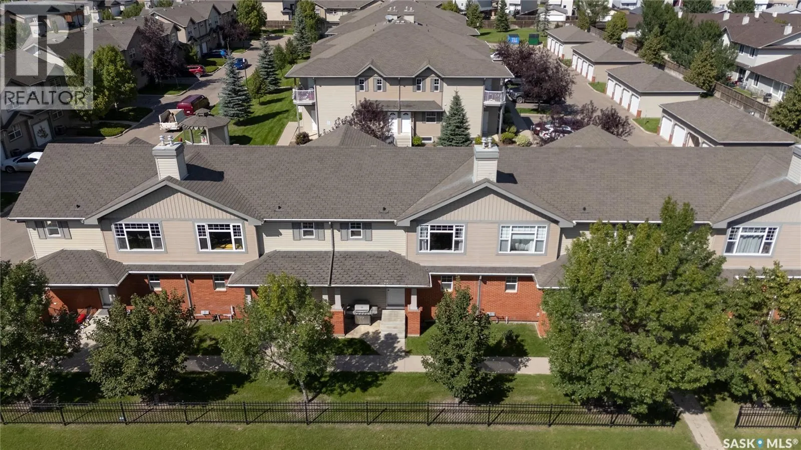 121 410 Stensrud ROAD