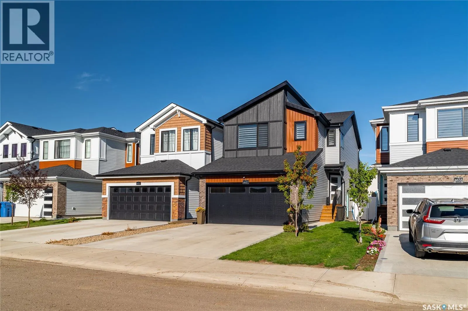 4657 Ferndale CRESCENT