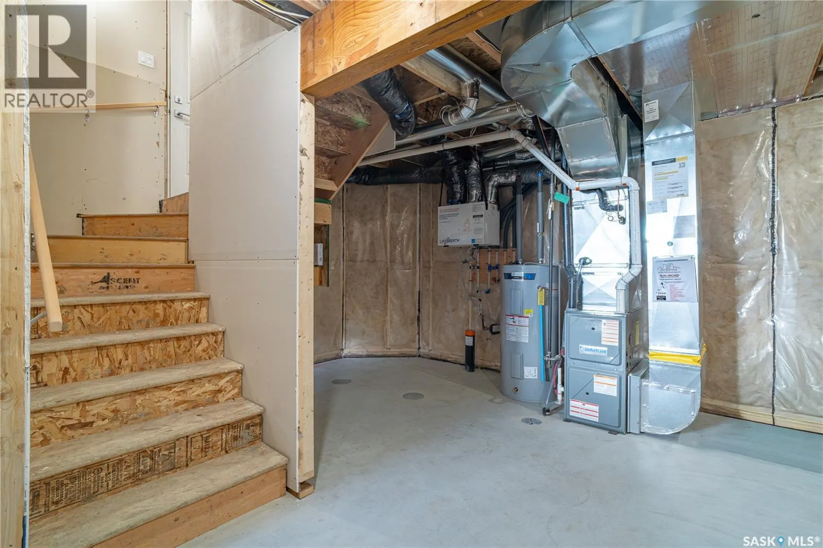 4657 Ferndale CRESCENT