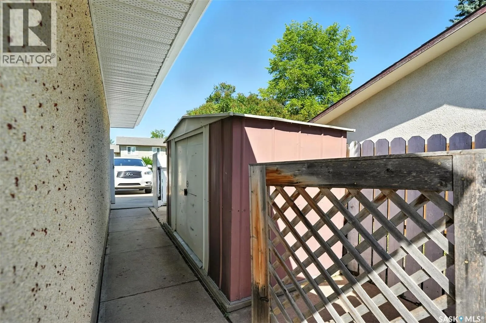3707 Balfour STREET