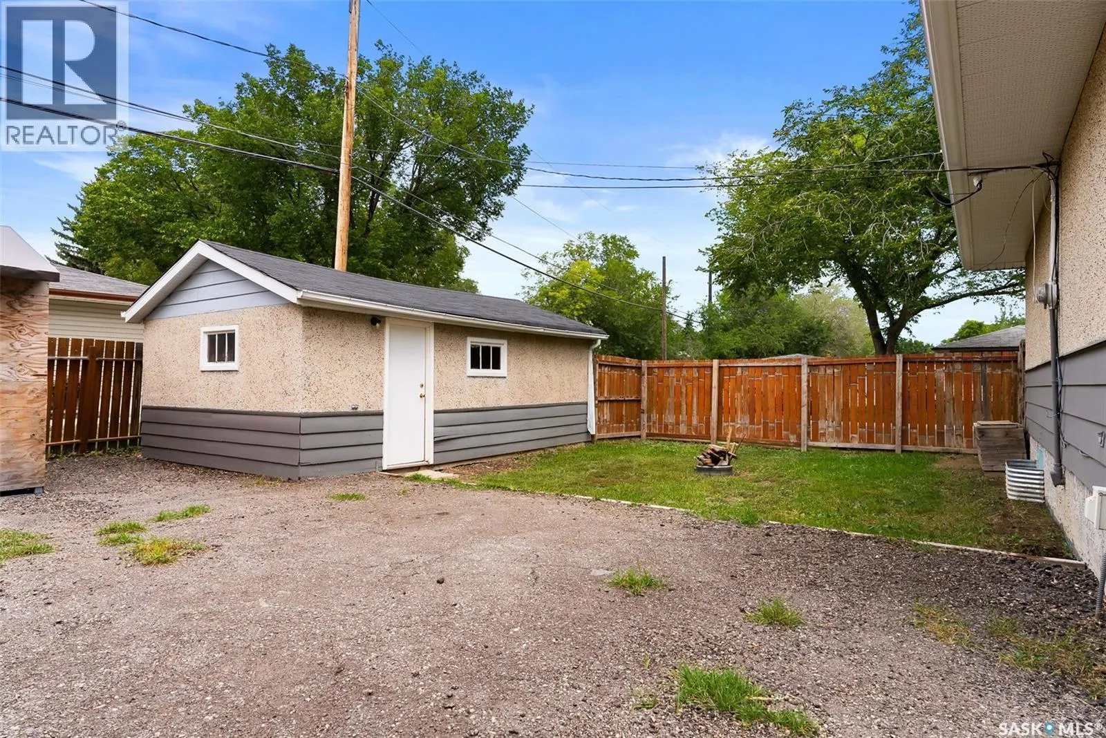 4 Burrows STREET