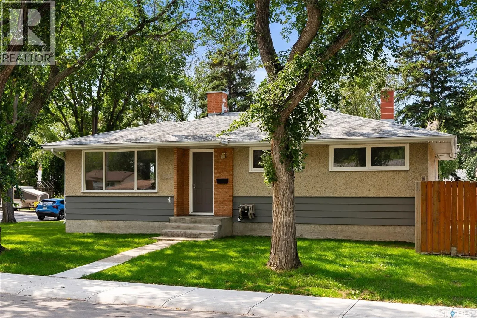 4 Burrows STREET