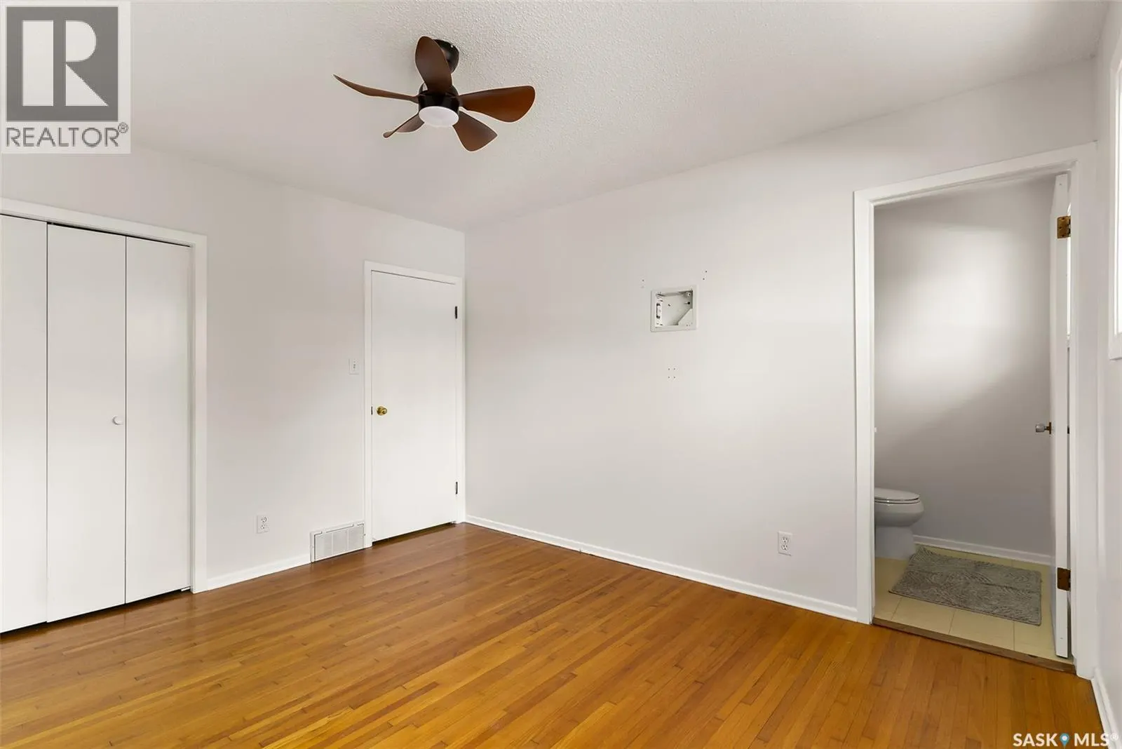 4 Burrows STREET