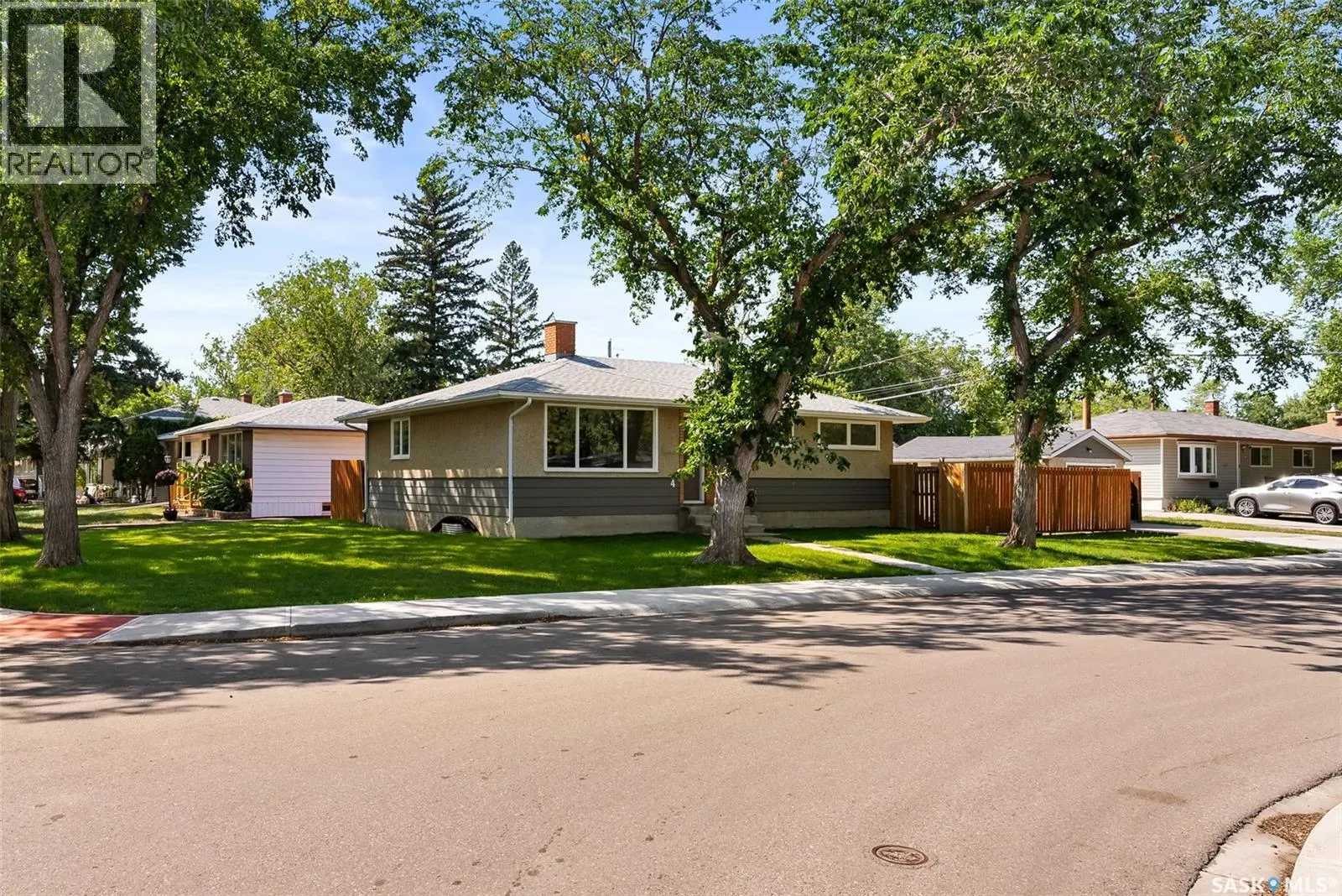 4 Burrows STREET