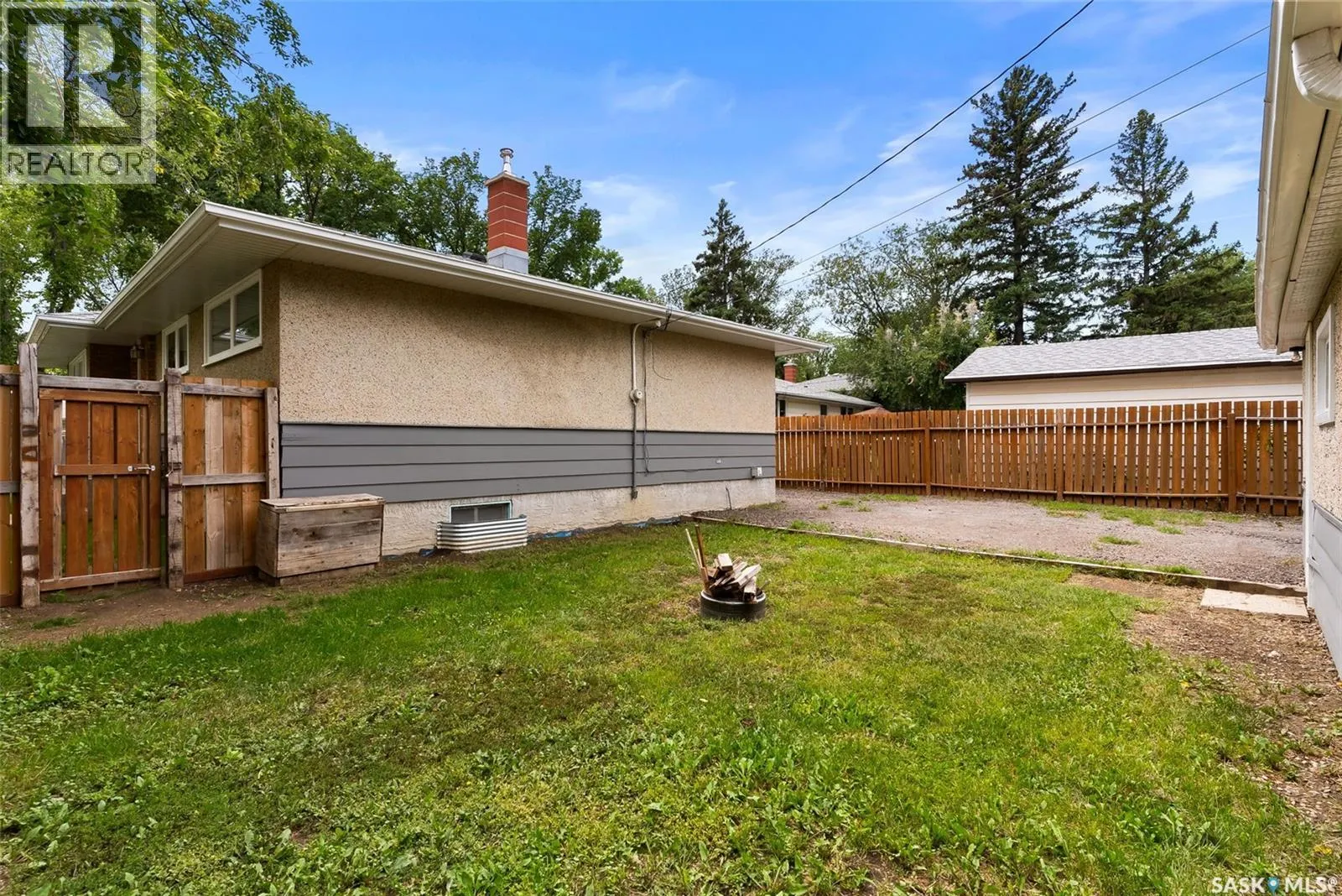 4 Burrows STREET