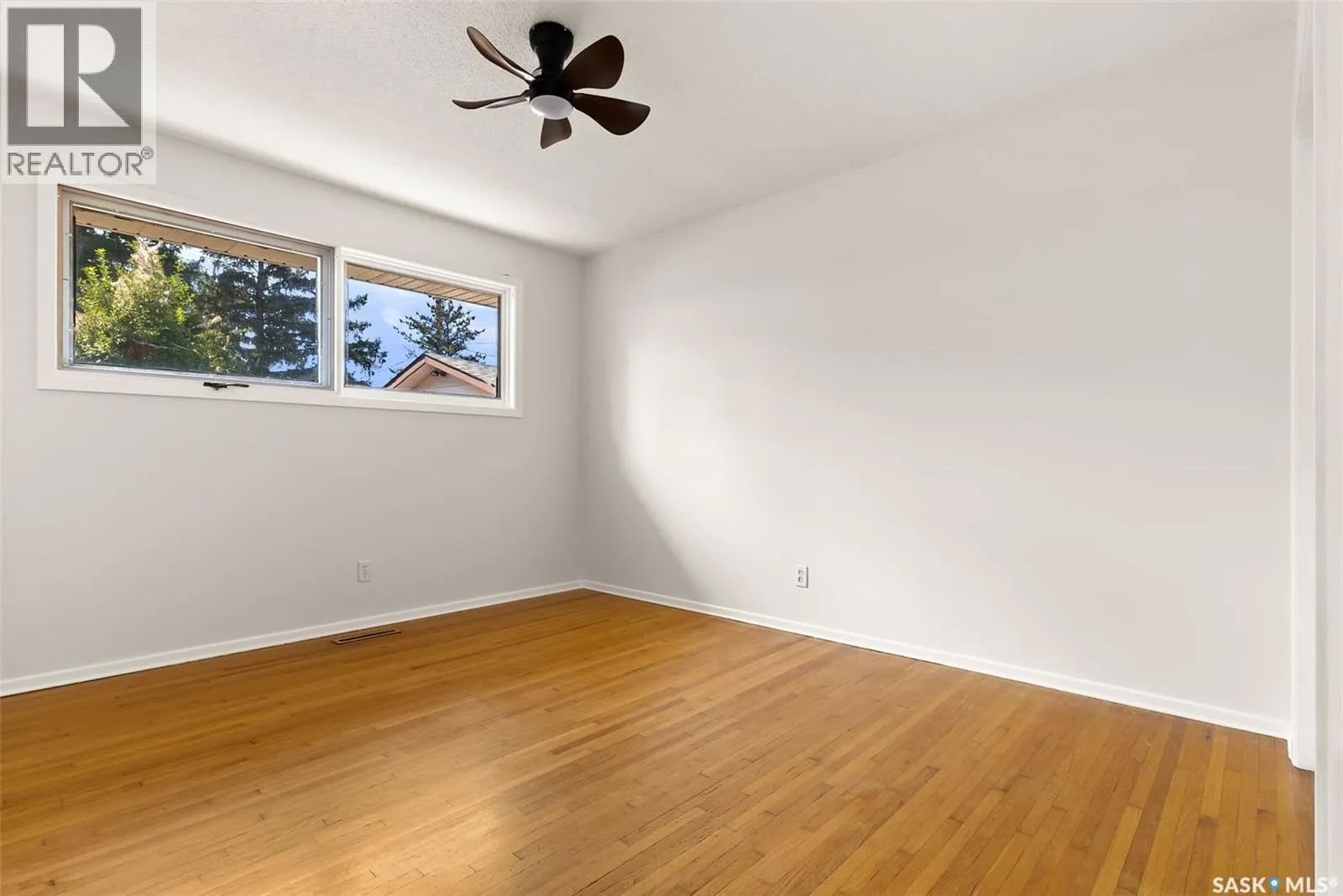 4 Burrows STREET