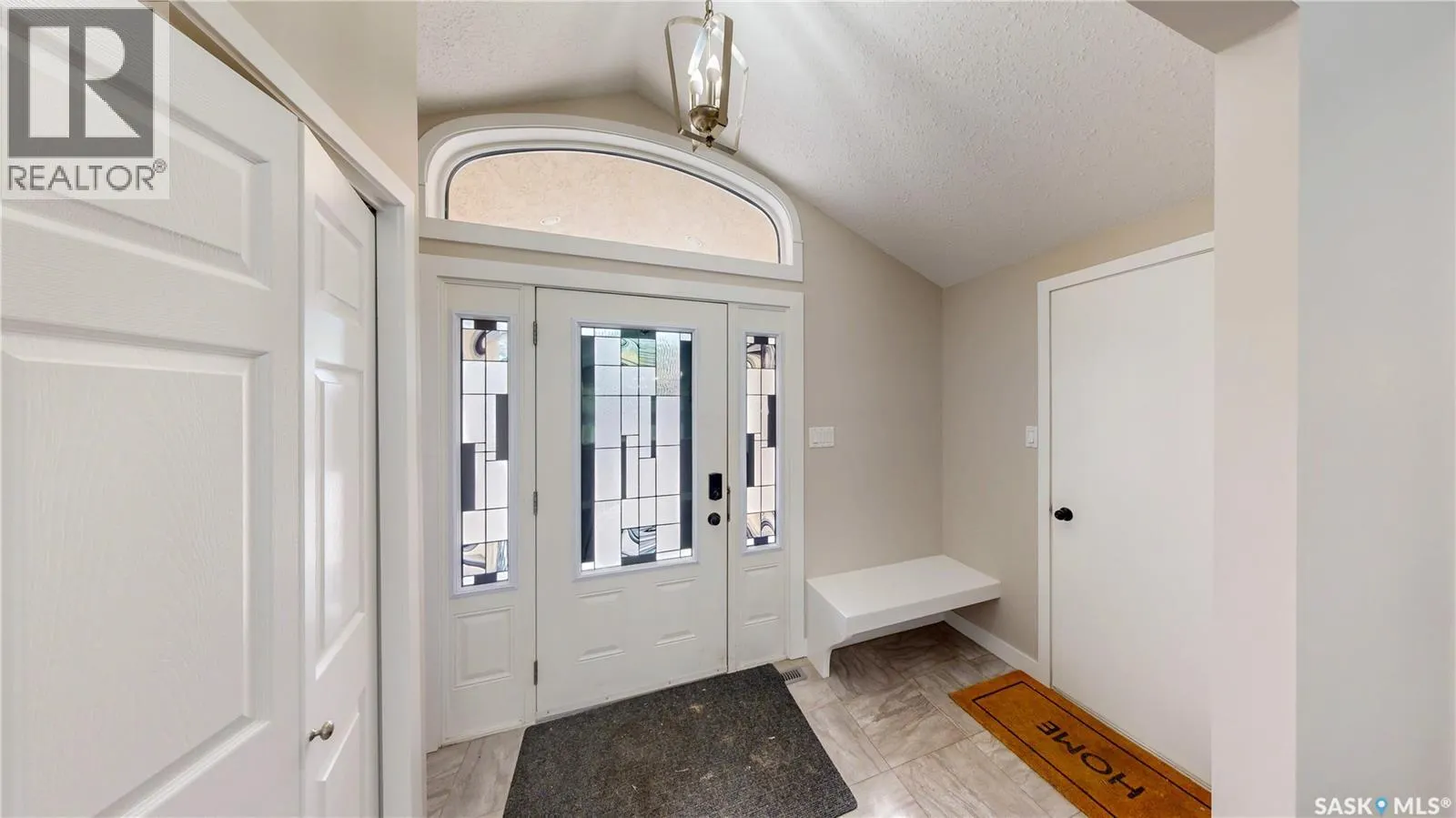 5006 Wascana Vista COURT