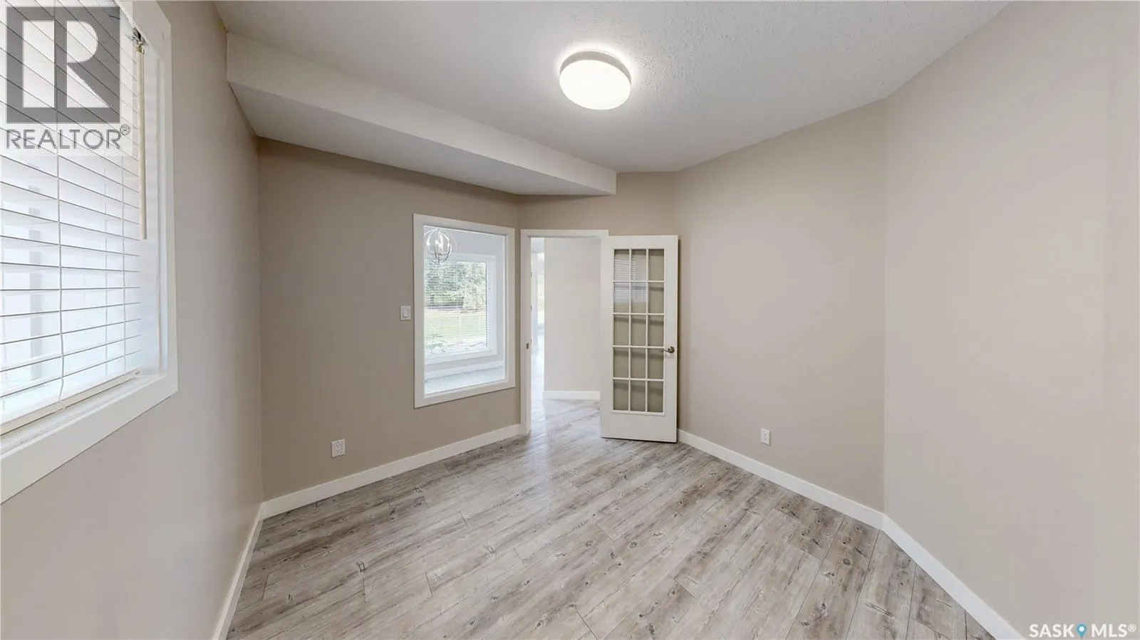 5006 Wascana Vista COURT