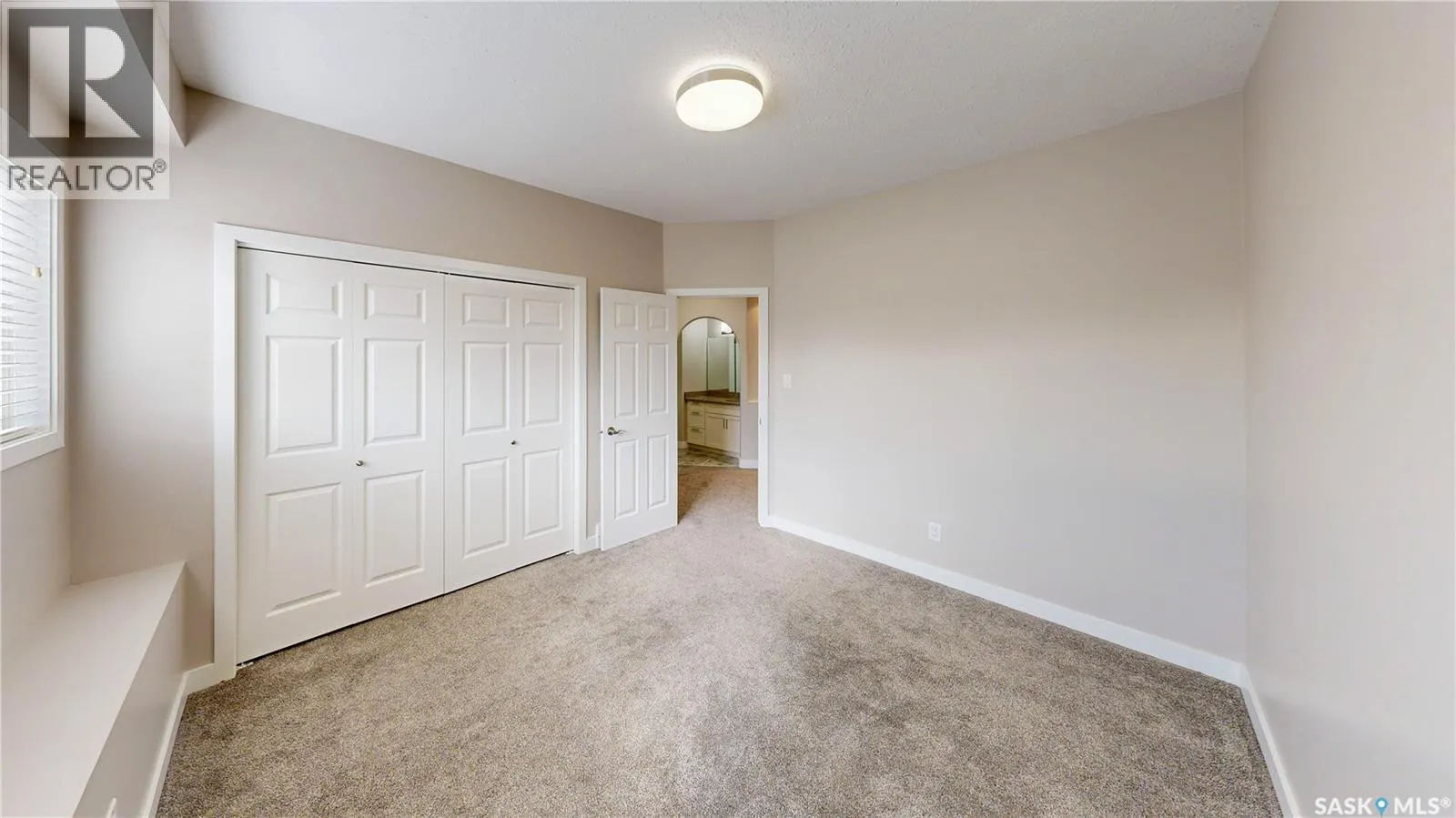 5006 Wascana Vista COURT