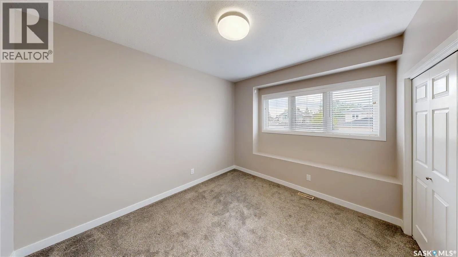 5006 Wascana Vista COURT