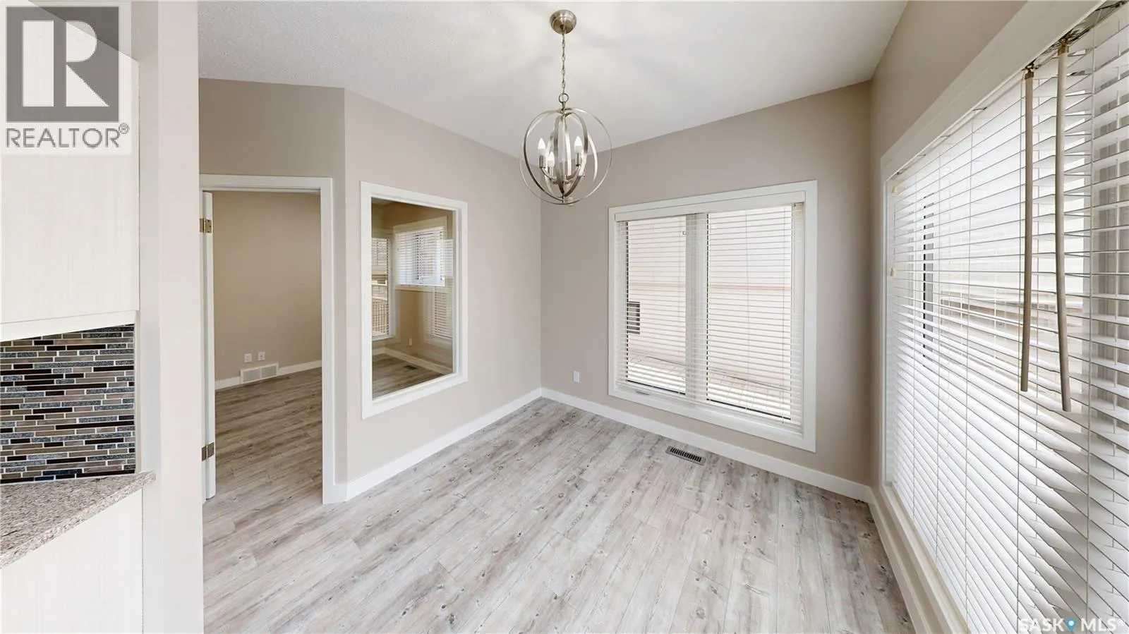 5006 Wascana Vista COURT