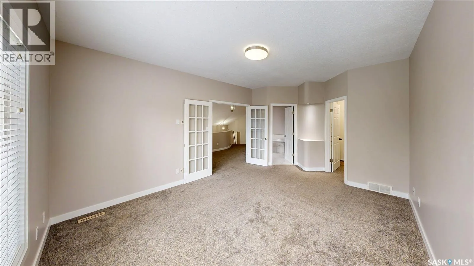 5006 Wascana Vista COURT