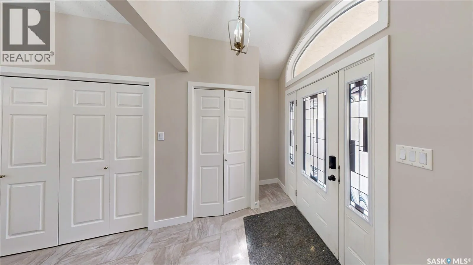 5006 Wascana Vista COURT