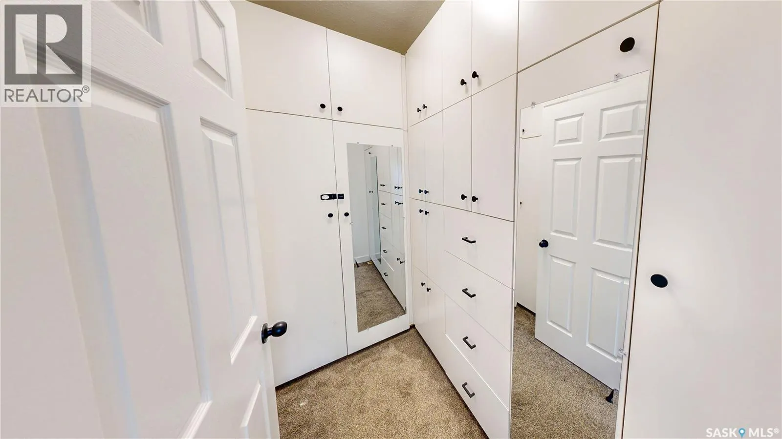 5006 Wascana Vista COURT
