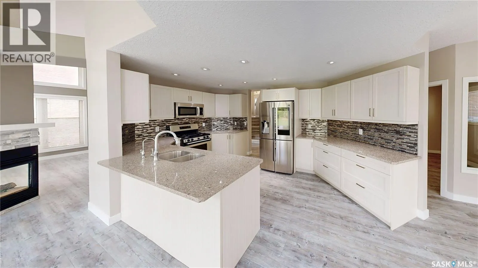 5006 Wascana Vista COURT