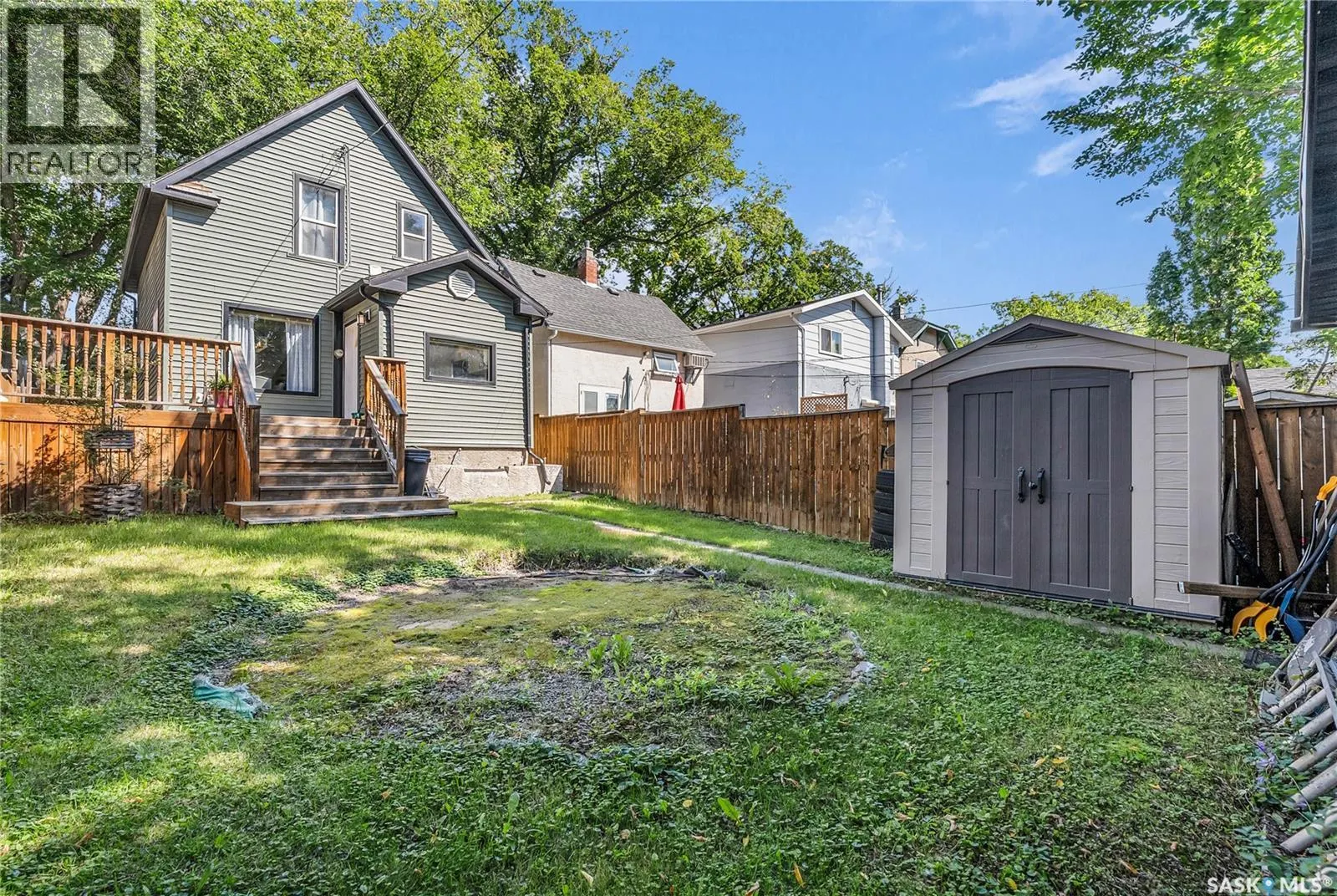 211 28th STREET W