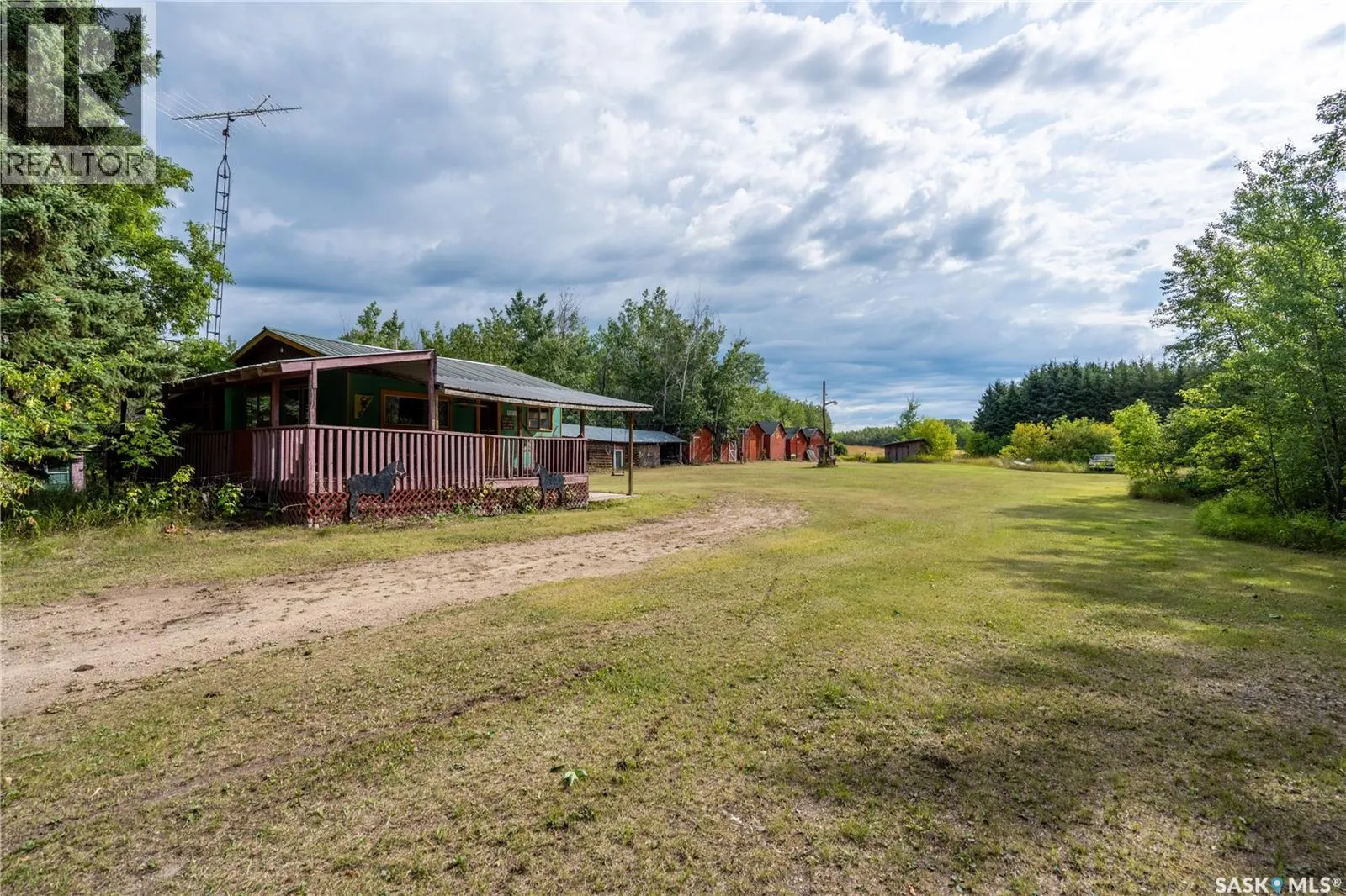 Shores Acreage