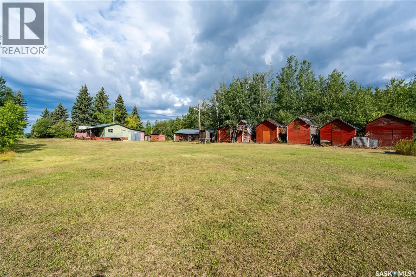 Shores Acreage