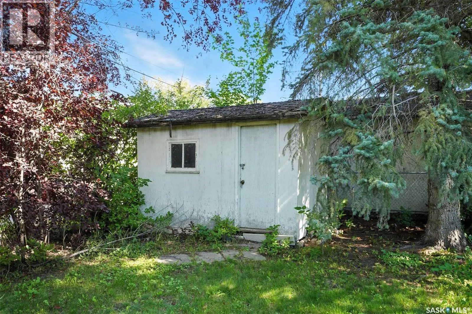 204 Evans STREET