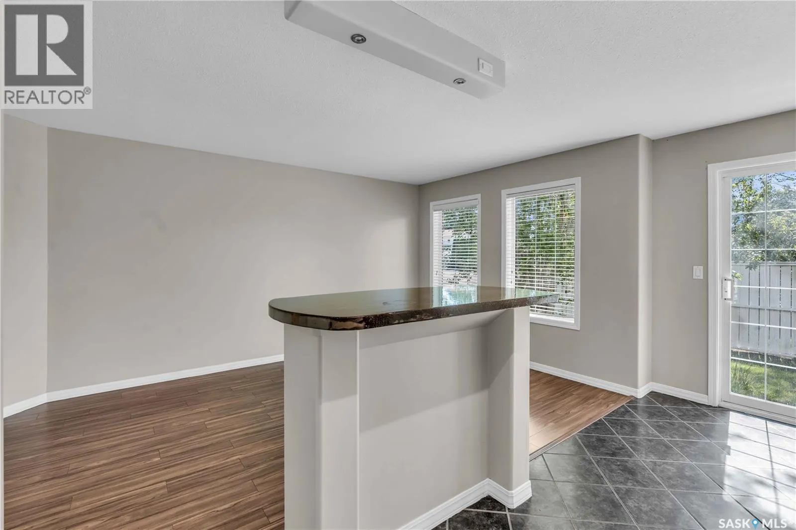 13 110 Keevil CRESCENT