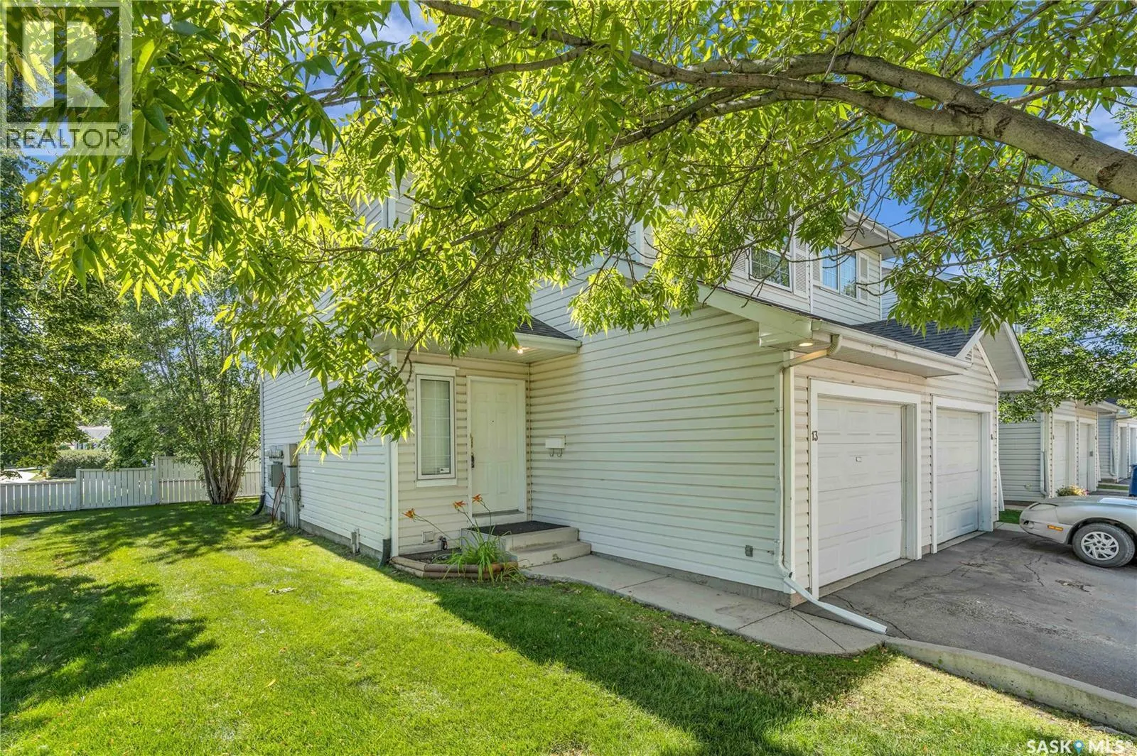 13 110 Keevil CRESCENT