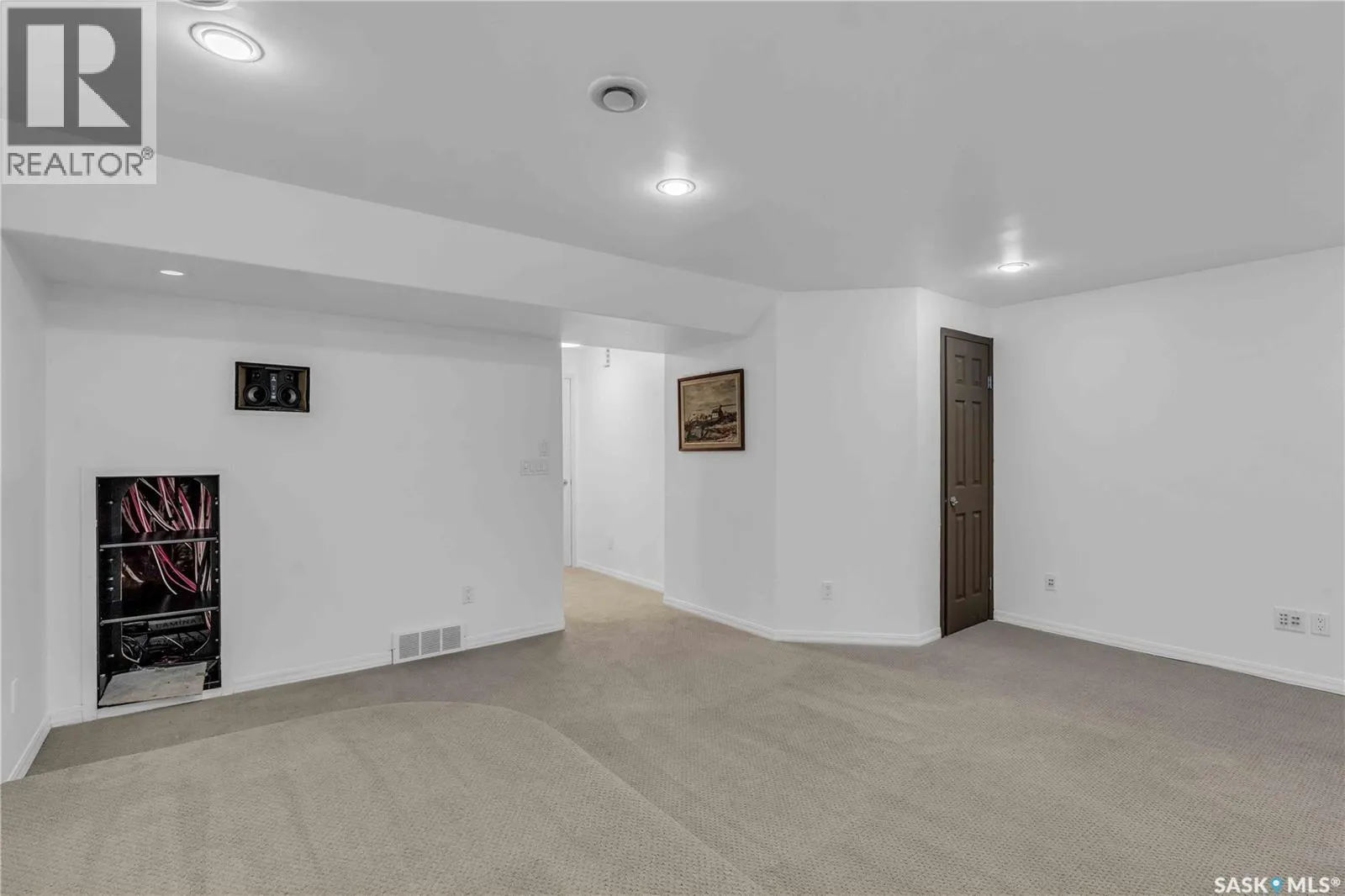 13 110 Keevil CRESCENT