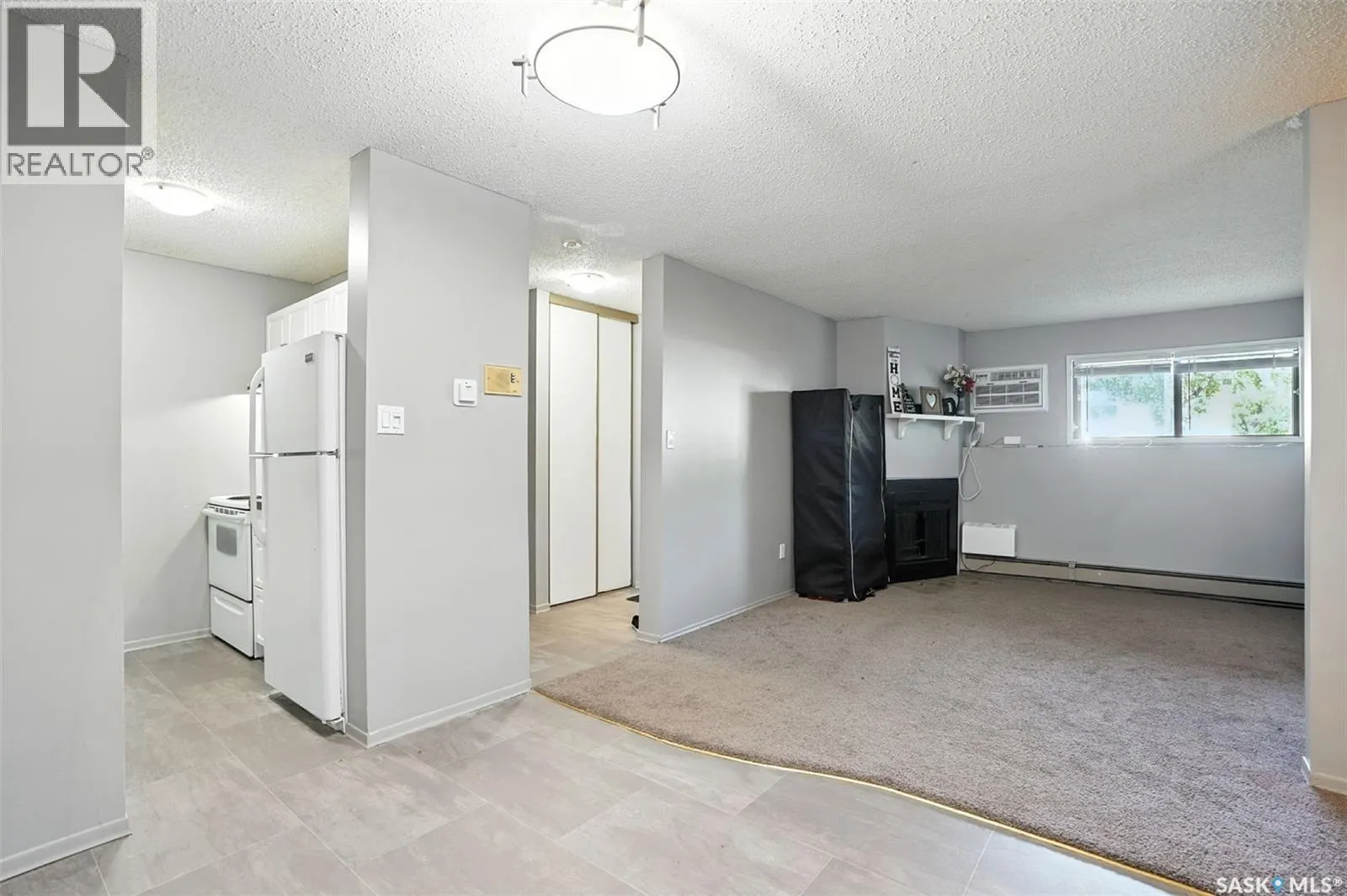 103 624 8th STREET E