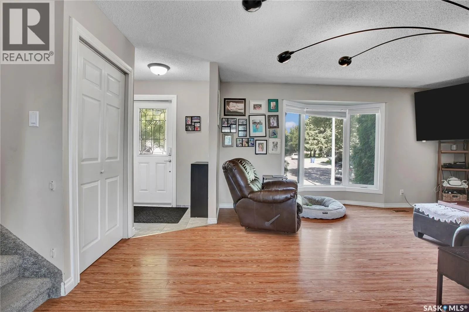 102 Galbraith CRESCENT