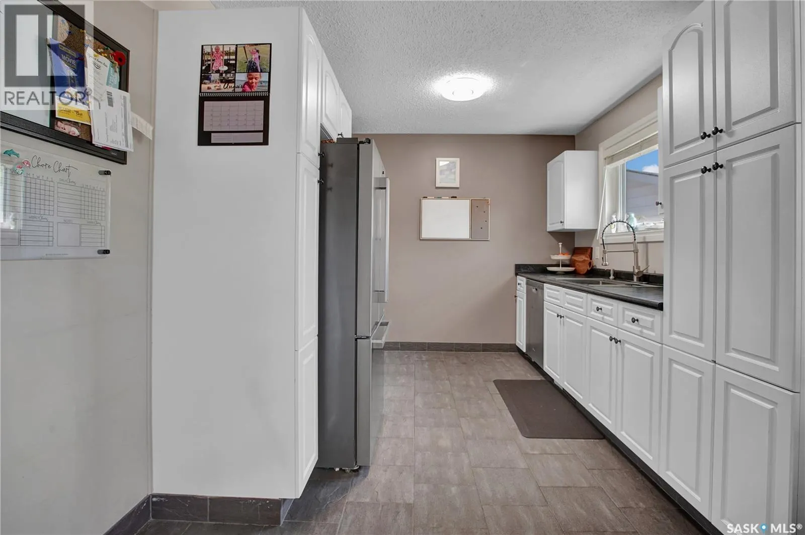 102 Galbraith CRESCENT