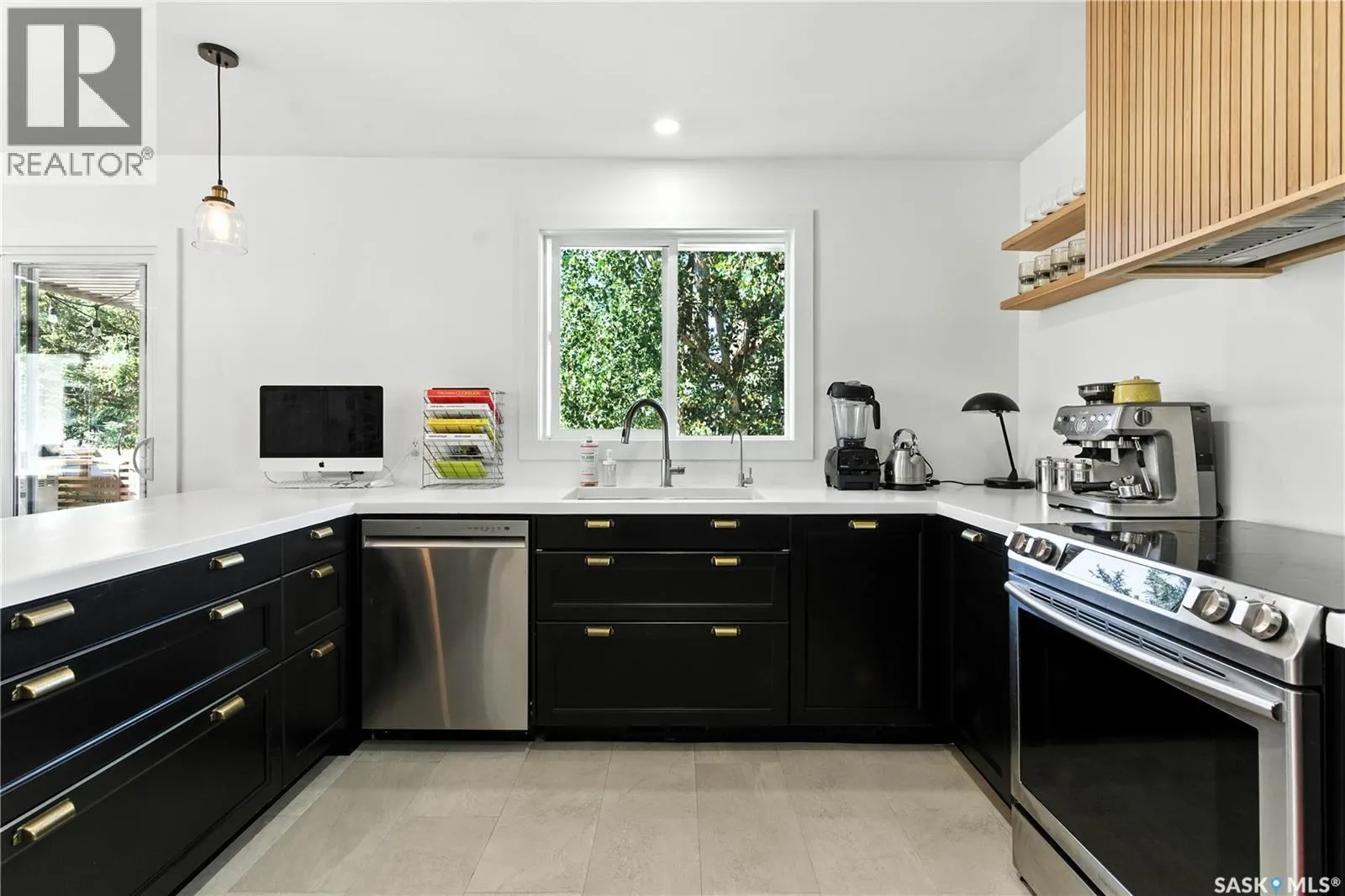 6 Wilkie ROAD