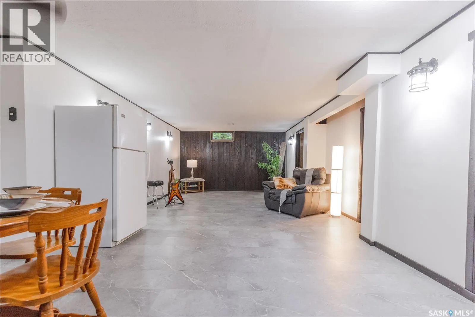 7 Ross CRESCENT