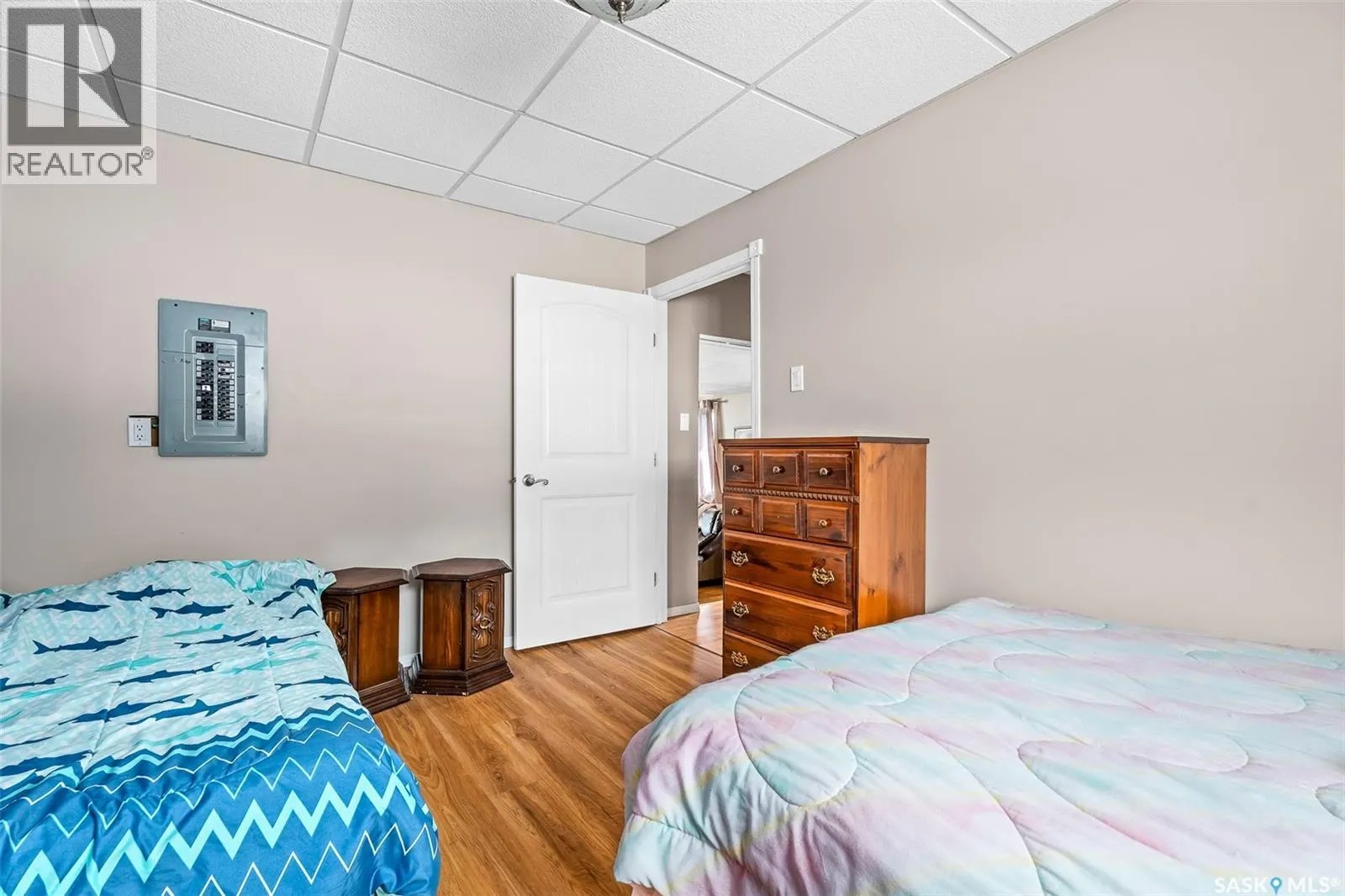 114 Marine DRIVE