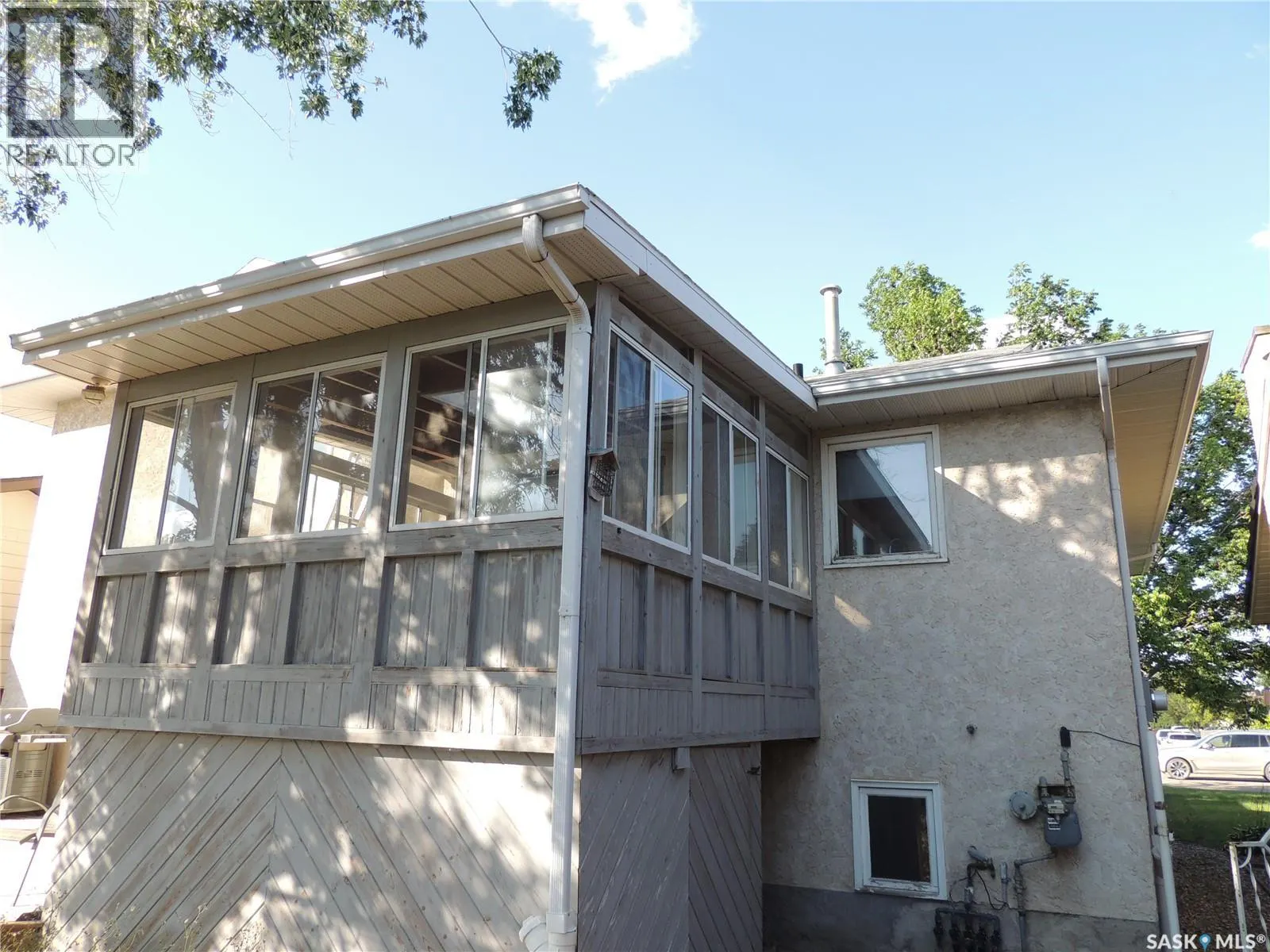 1363 Nicholson ROAD