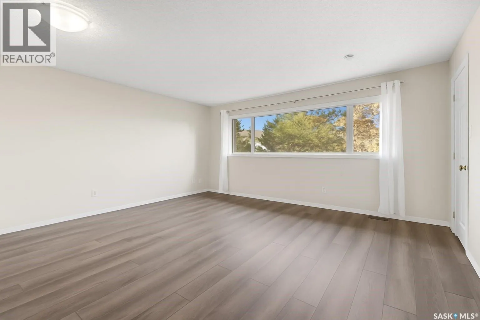 307 Avon DRIVE