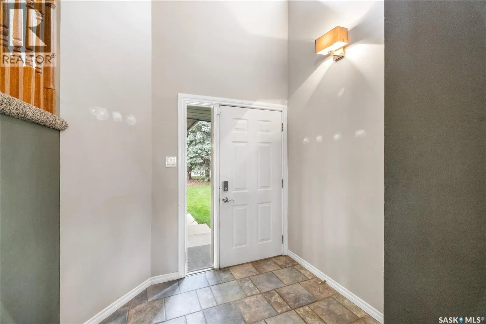 307 Avon DRIVE