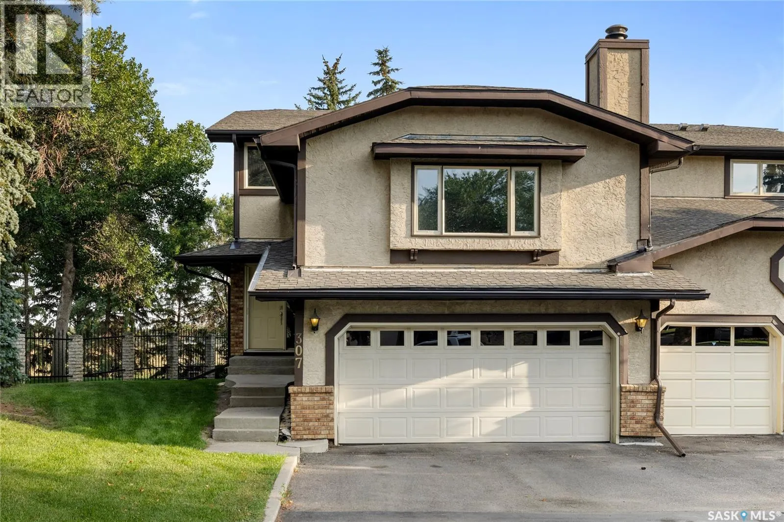 307 Avon DRIVE
