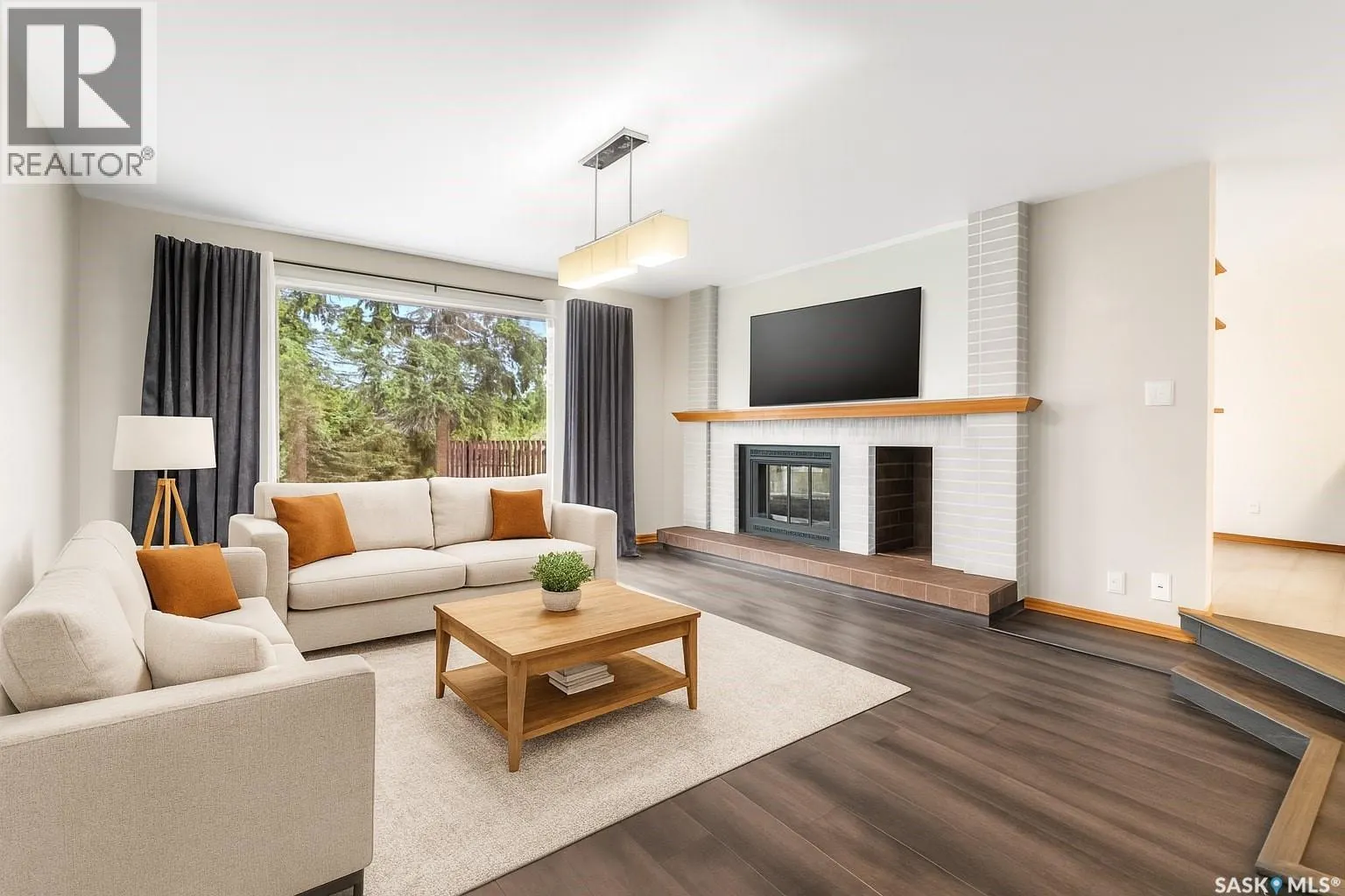 307 Avon DRIVE