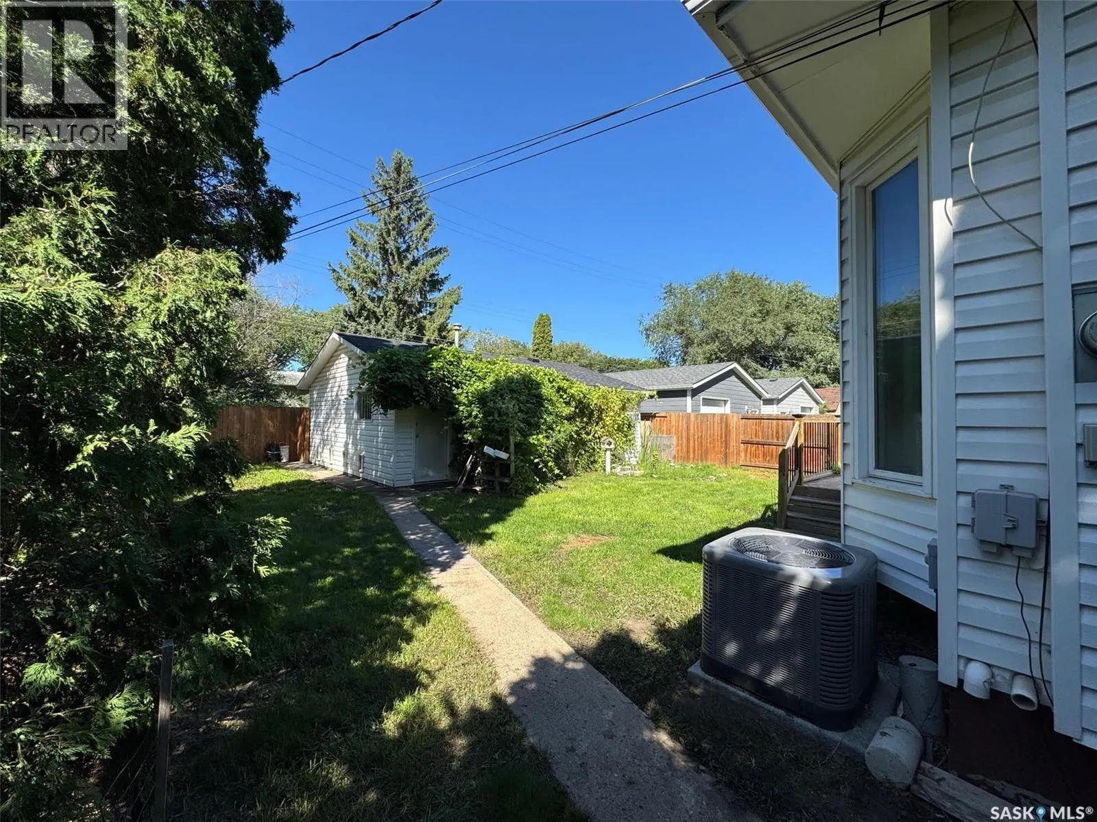 1406 Wiggins AVENUE S