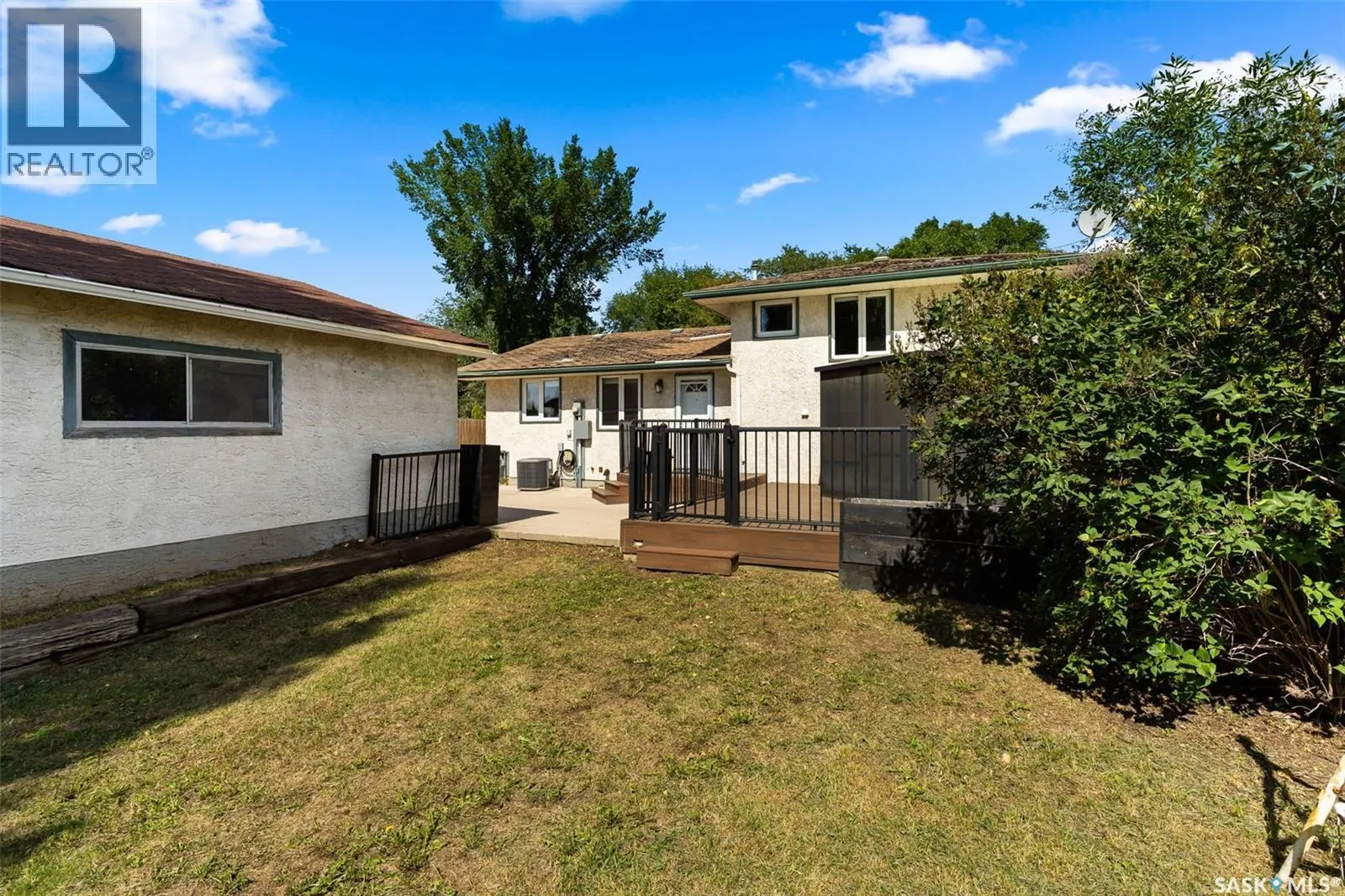 1027 Graham ROAD