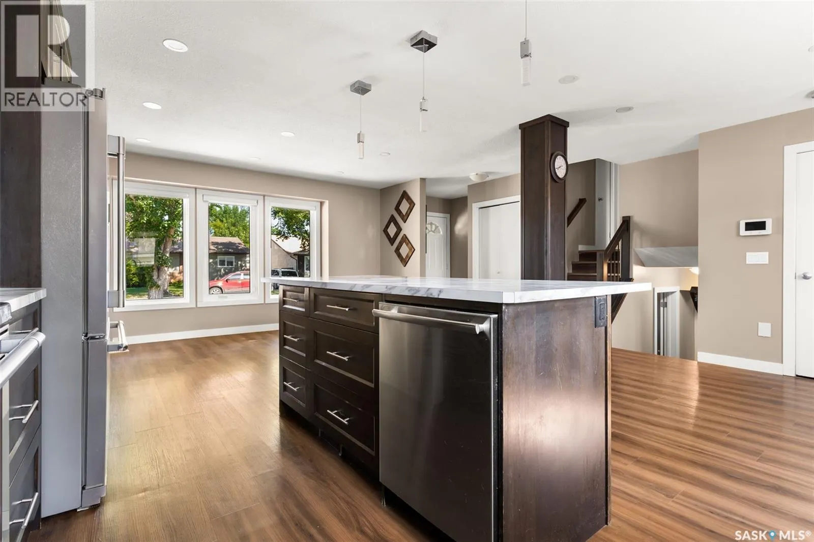 1027 Graham ROAD