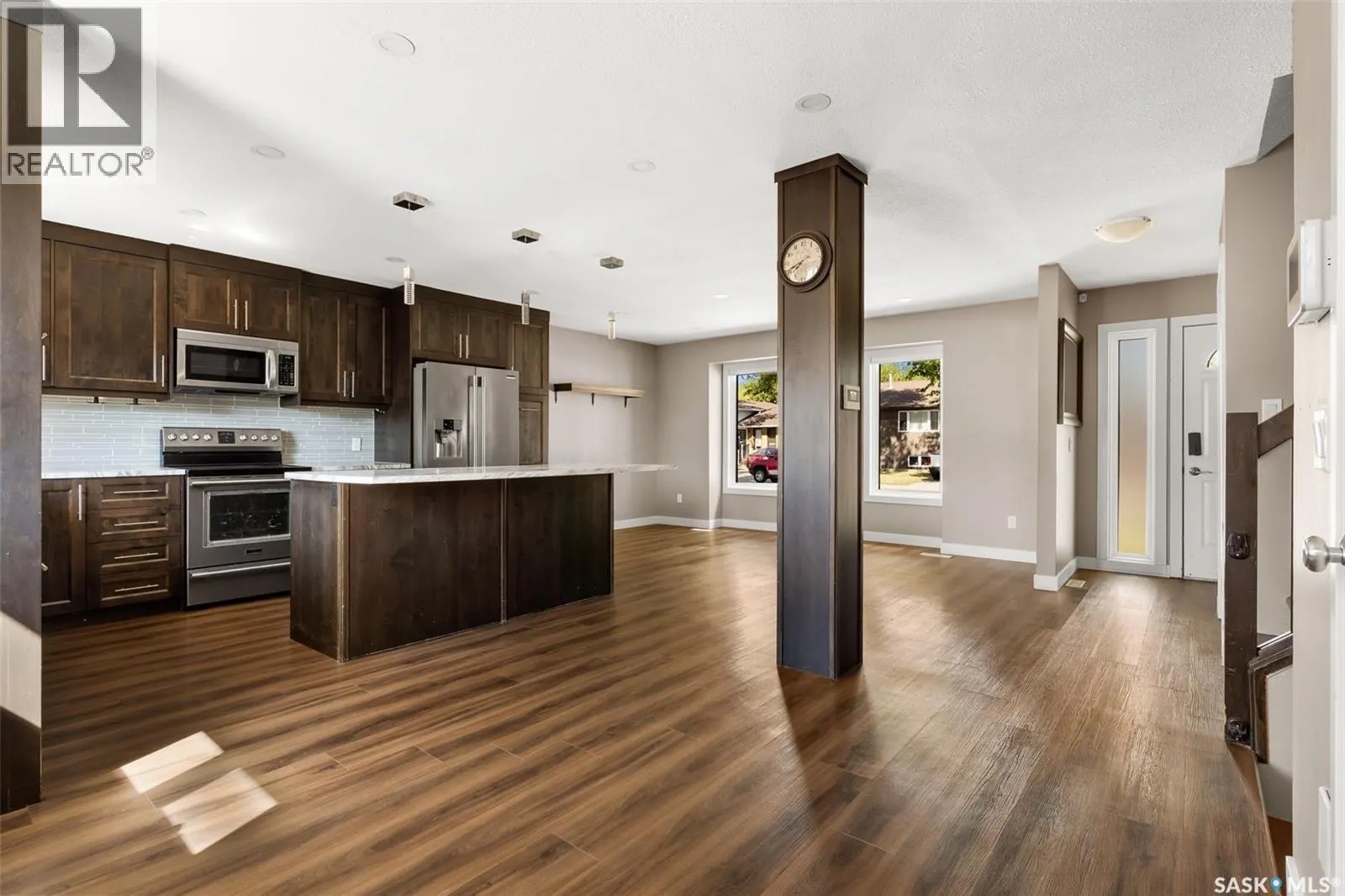 1027 Graham ROAD