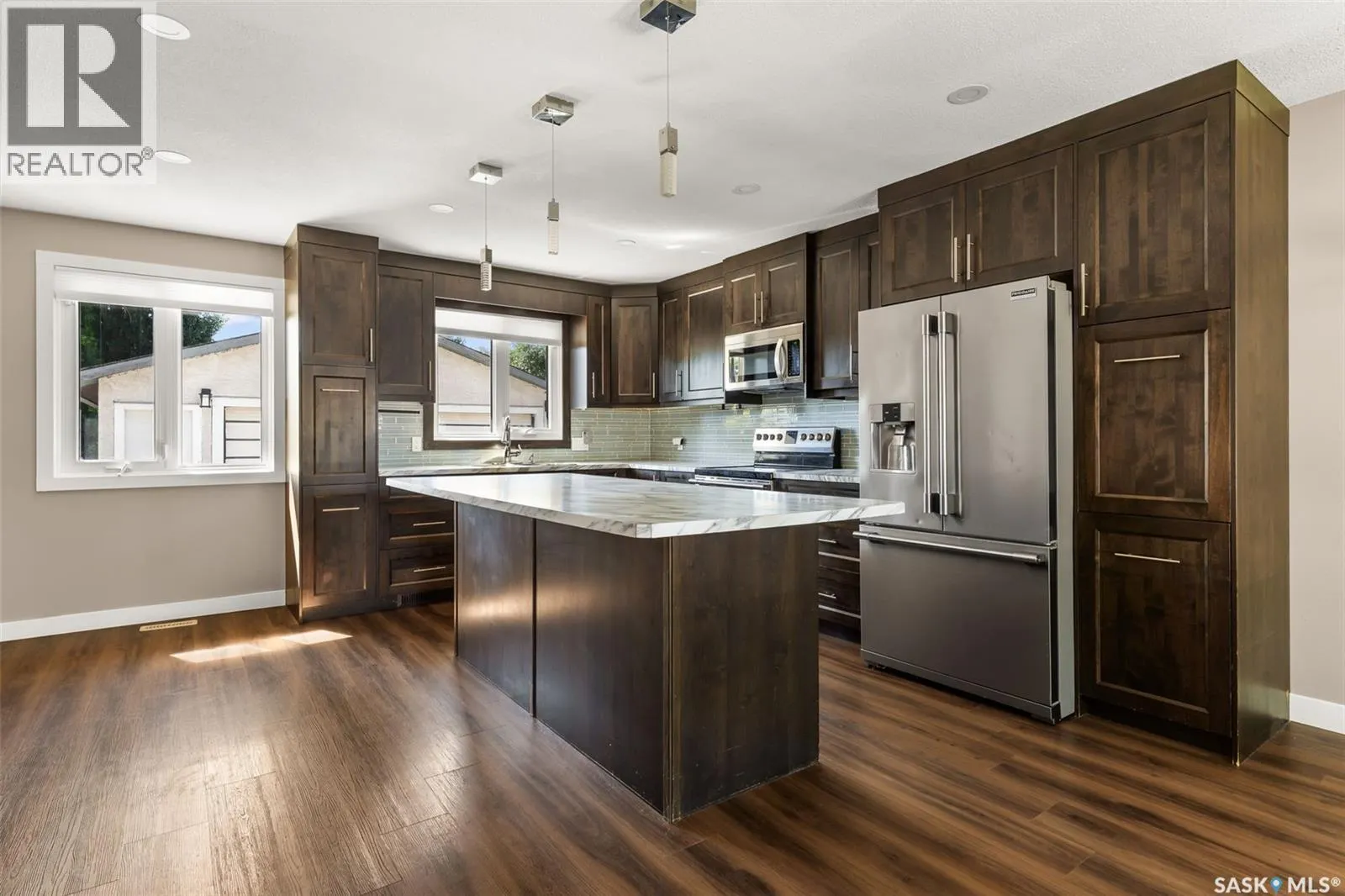 1027 Graham ROAD