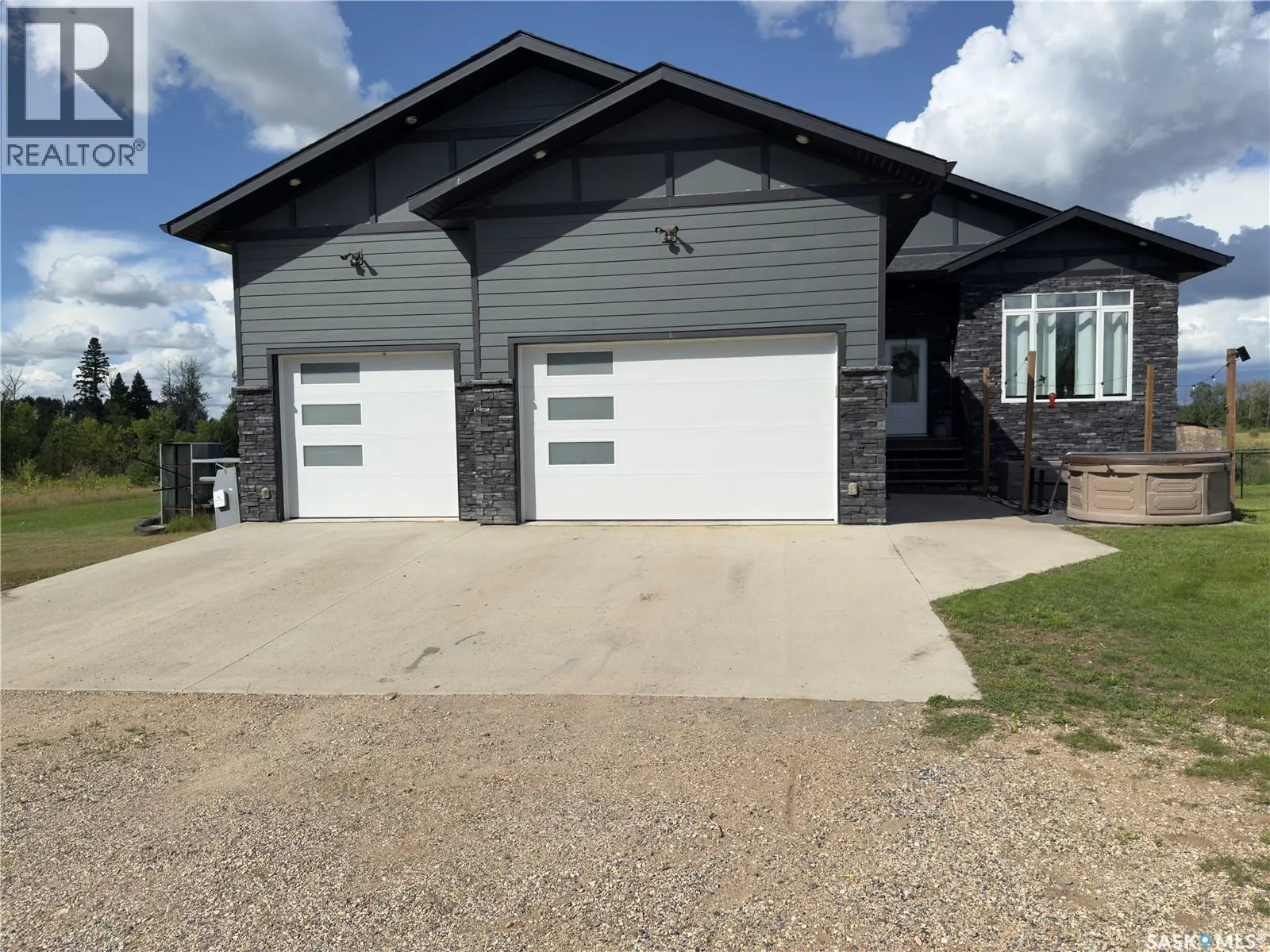 Acreage Road